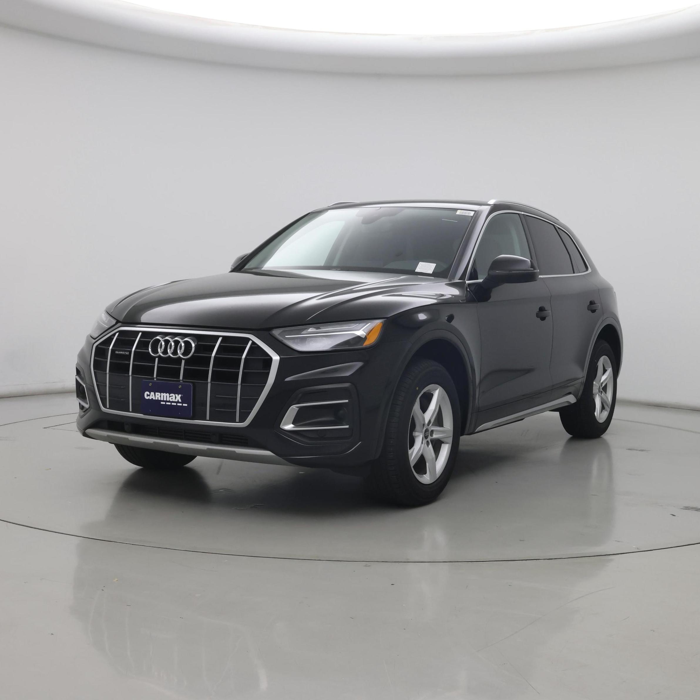 Thumbnail: 2023 Audi Q5 - 4