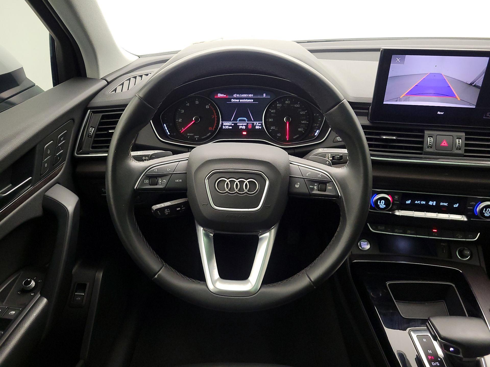 Thumbnail: 2023 Audi Q5 - 10