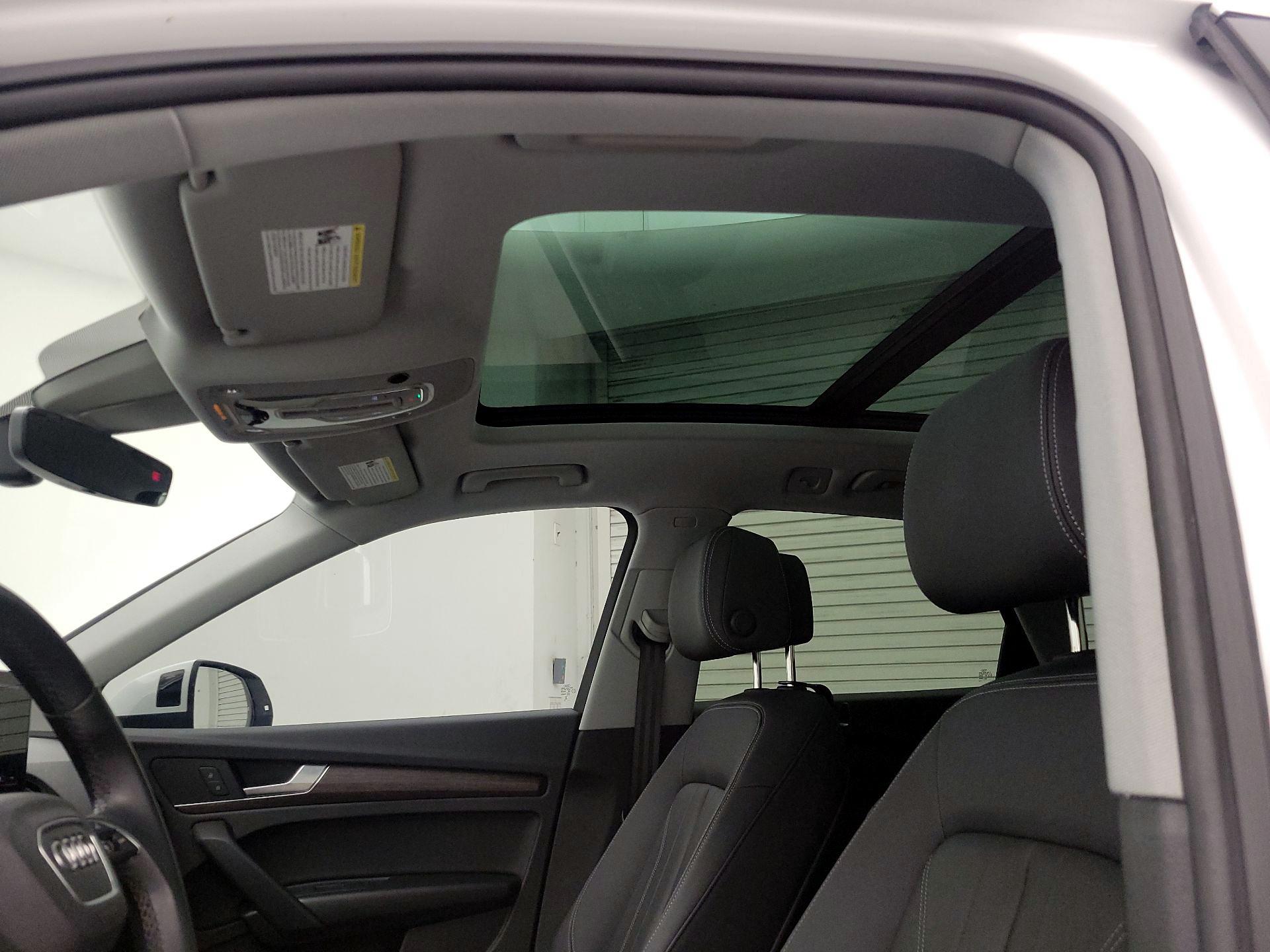 Thumbnail: 2023 Audi Q5 - 19