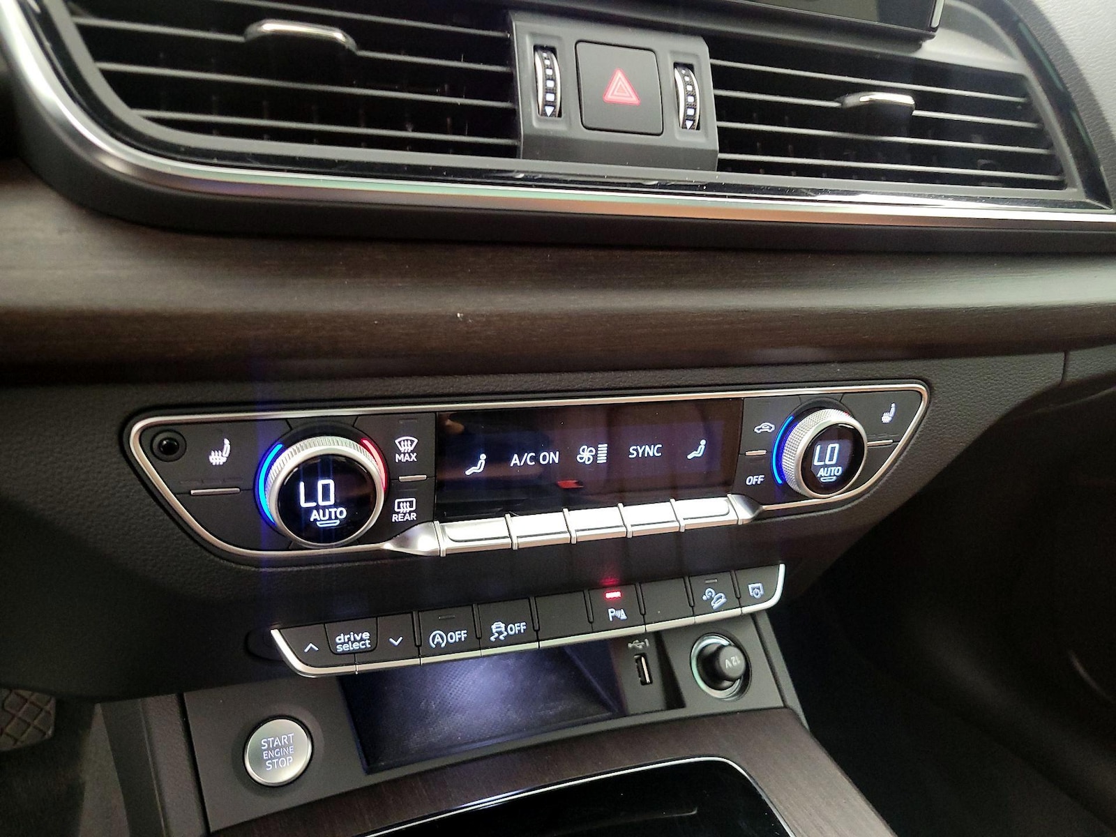 2023 Audi Q5 Premium - Photo 17