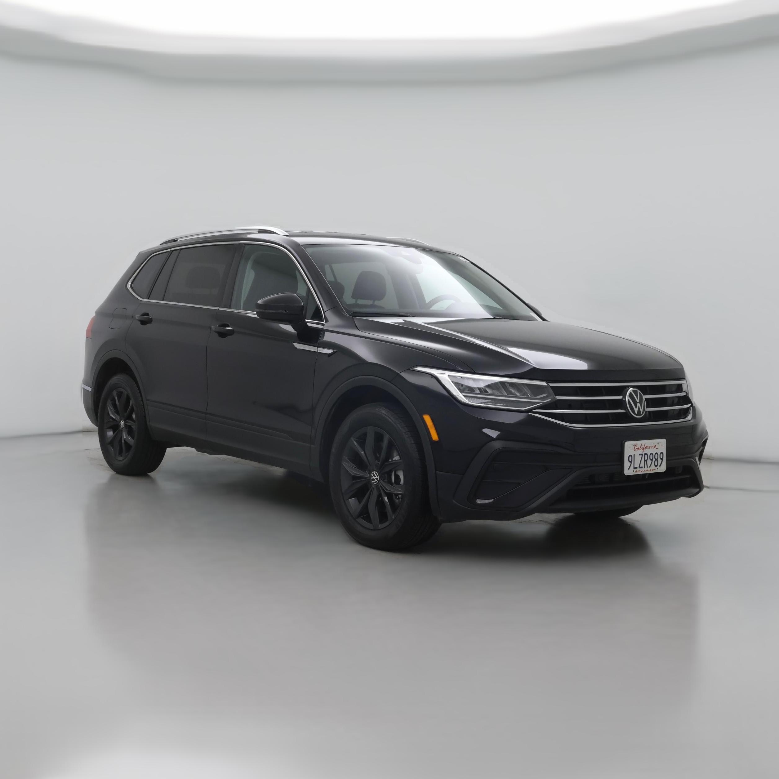 Thumbnail: 2024 Volkswagen Tiguan - 1