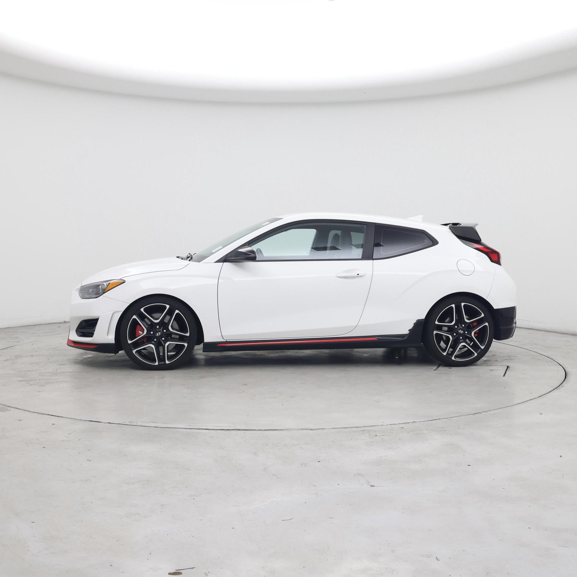 Thumbnail: 2022 Hyundai Veloster - 3