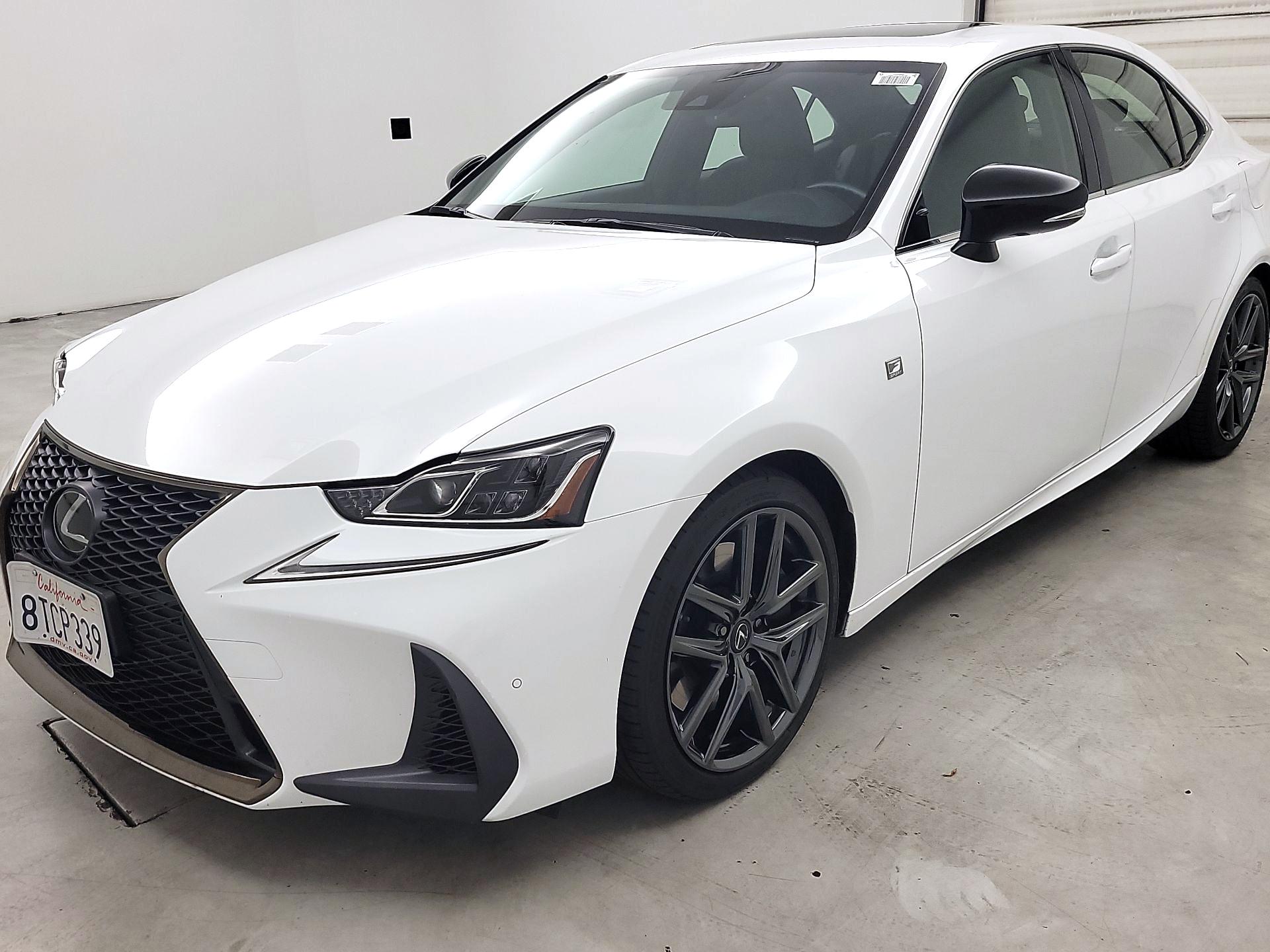 Thumbnail: 2020 Lexus IS - 3