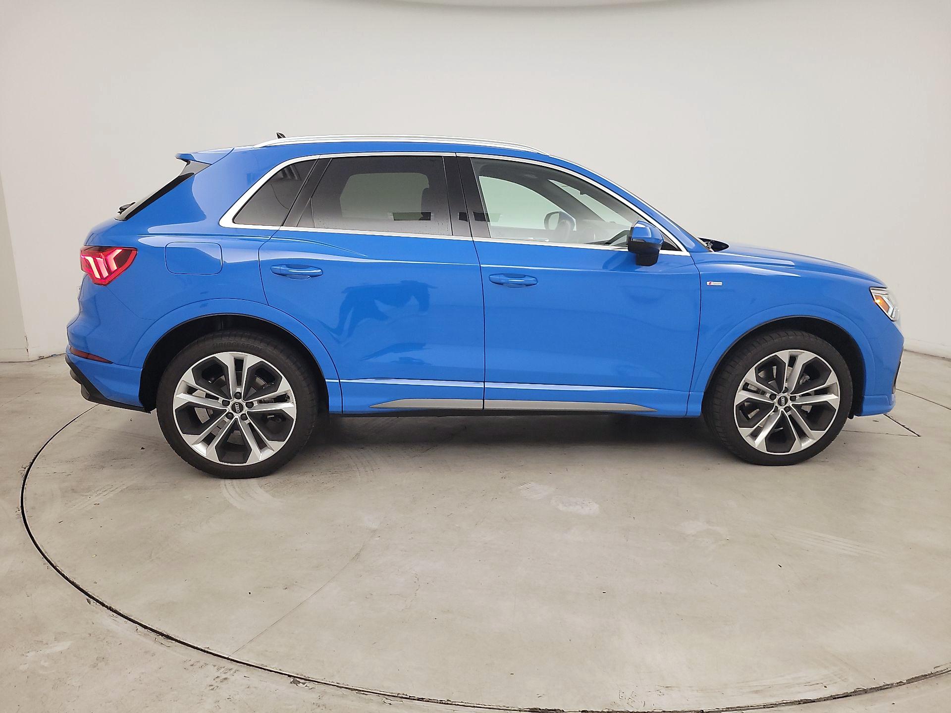 Thumbnail: 2019 Audi Q3 - 4