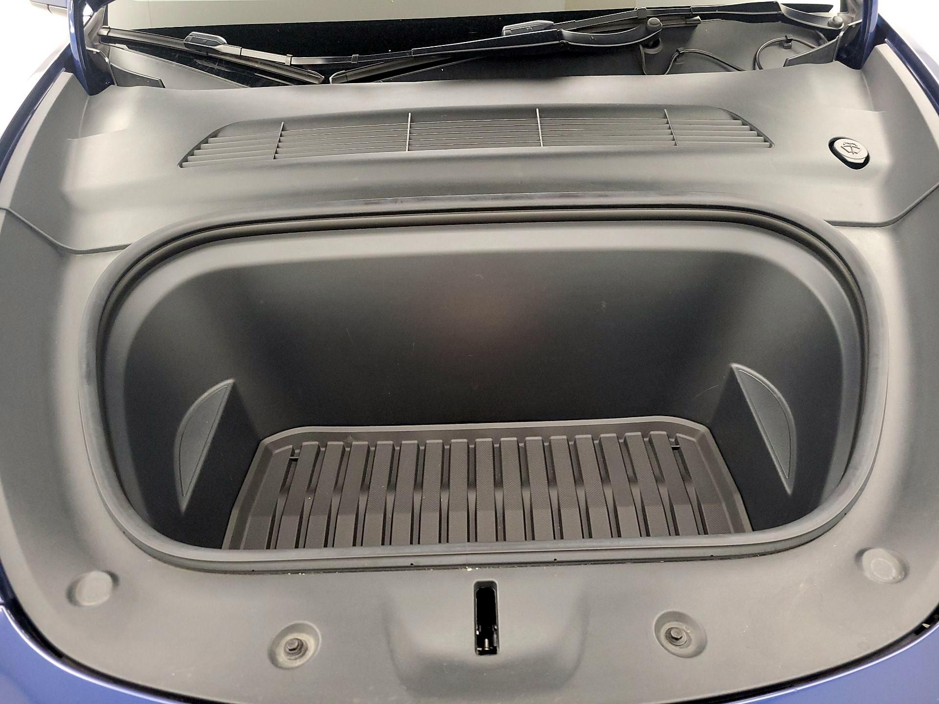 Thumbnail: 2021 Tesla Model Y - 18