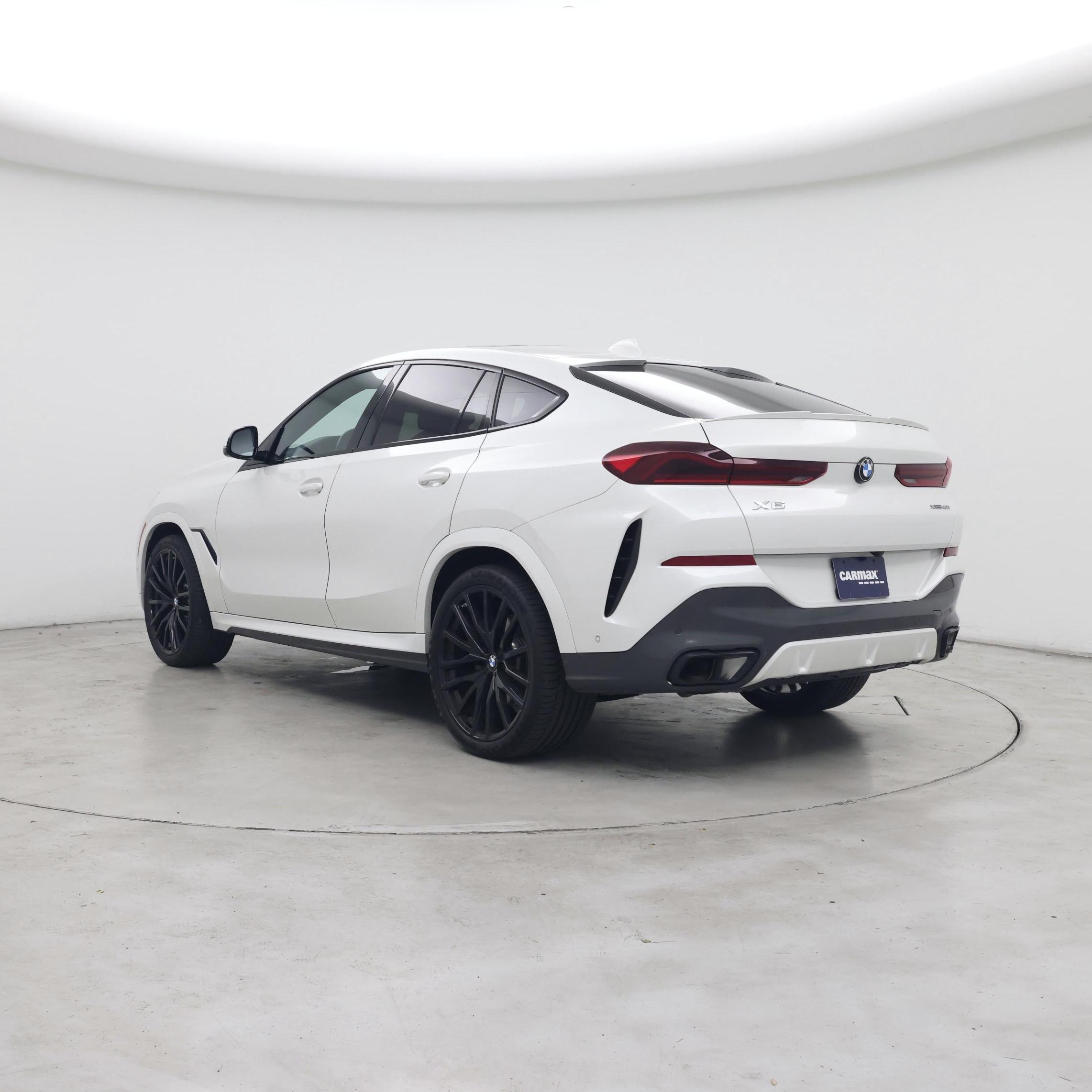 Thumbnail: 2023 BMW X6 - 2