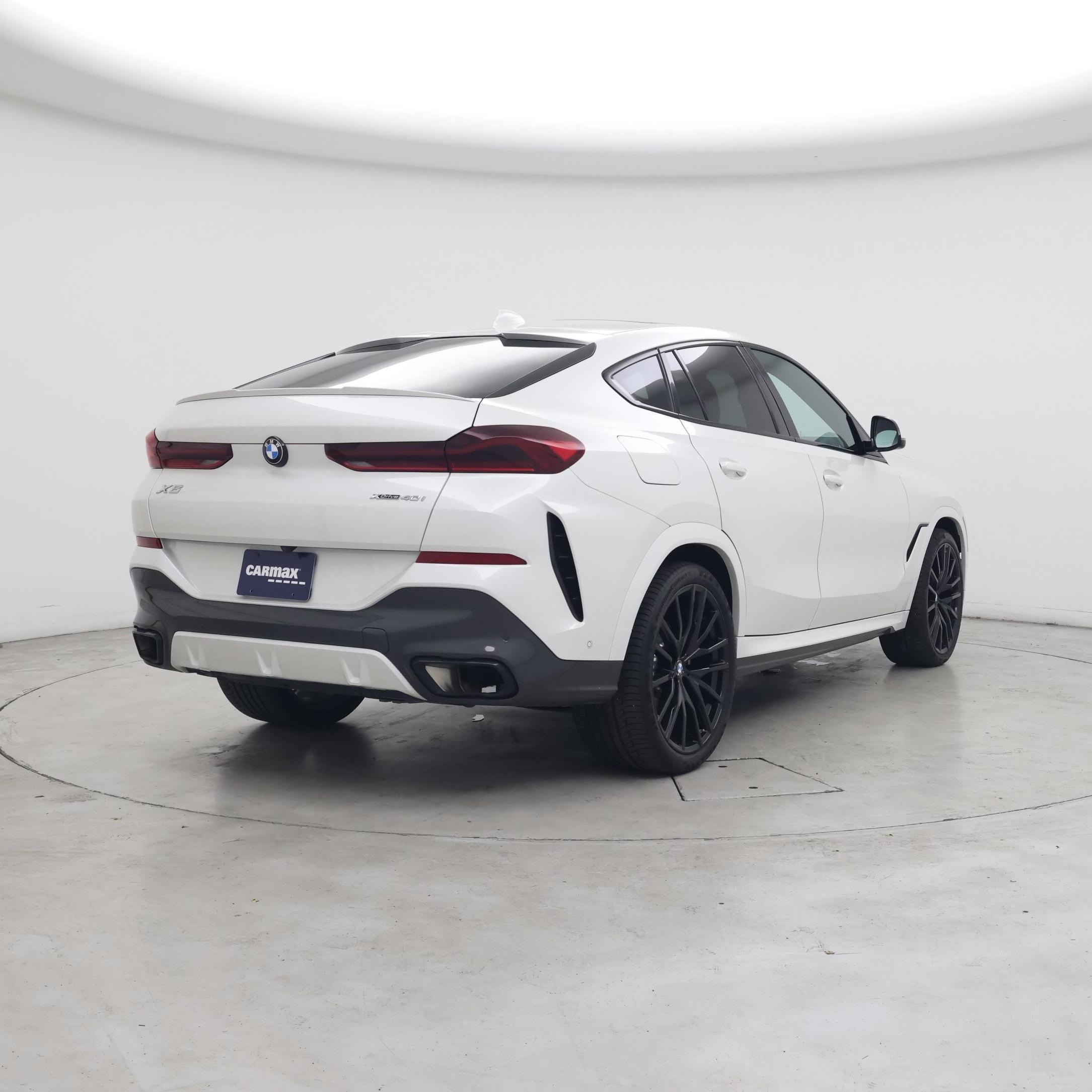 Thumbnail: 2023 BMW X6 - 8