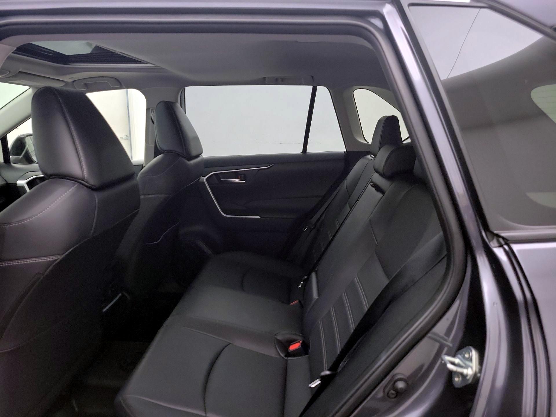 Thumbnail: 2025 Toyota RAV4 - 20