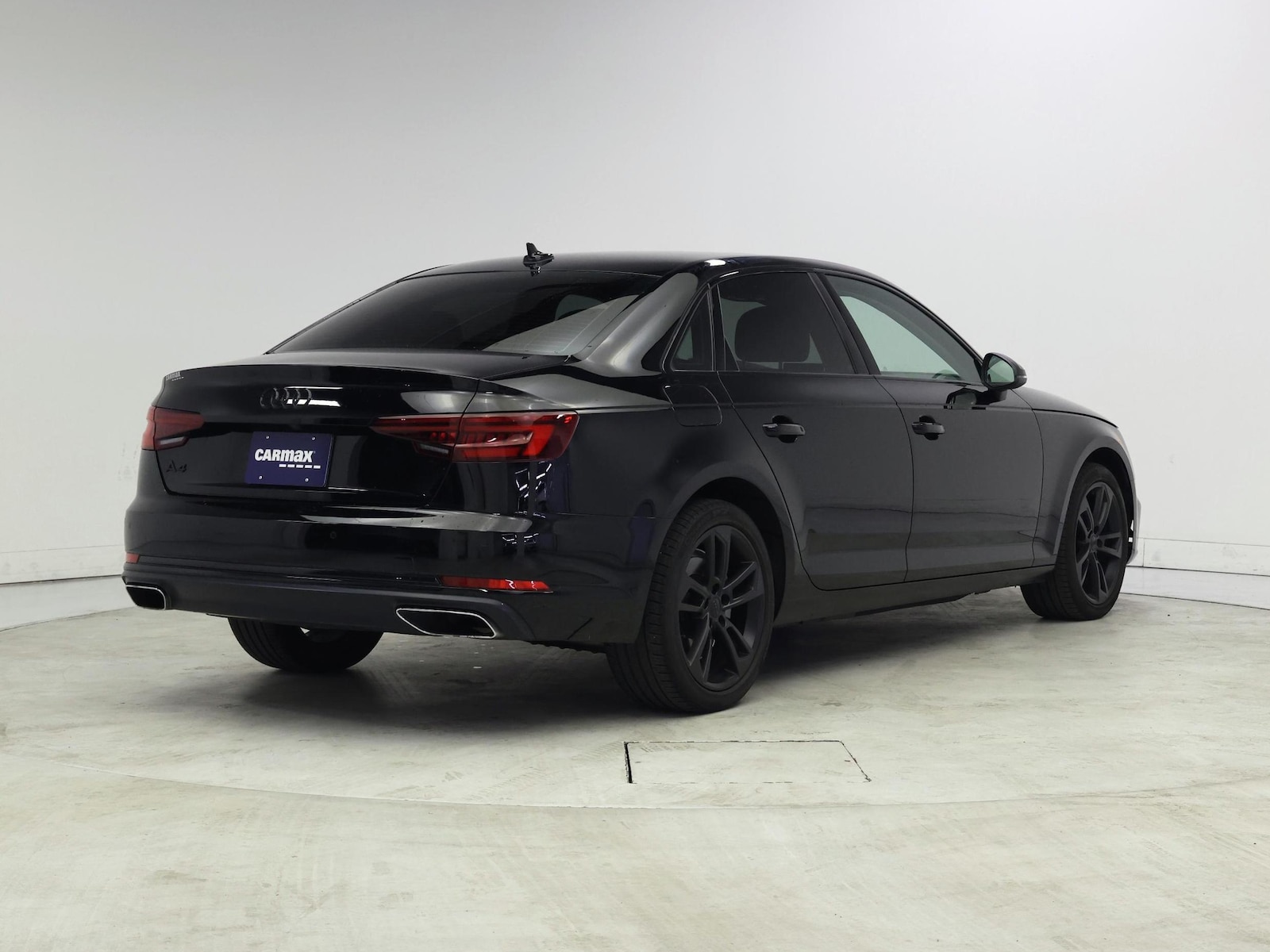 2019 Audi A4 Premium - Photo 9