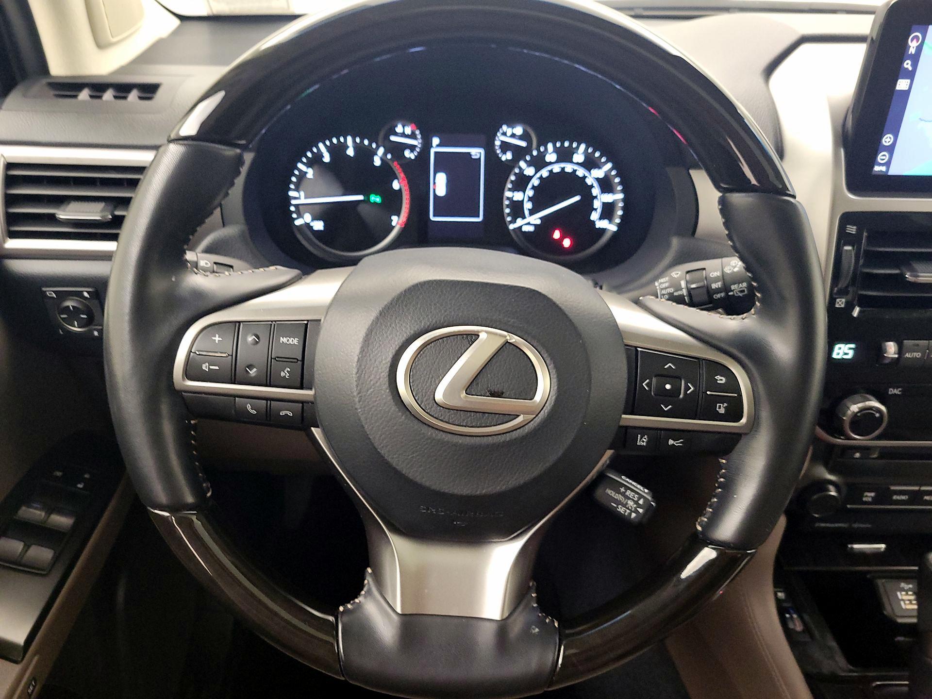 Thumbnail: 2022 Lexus GX - 10