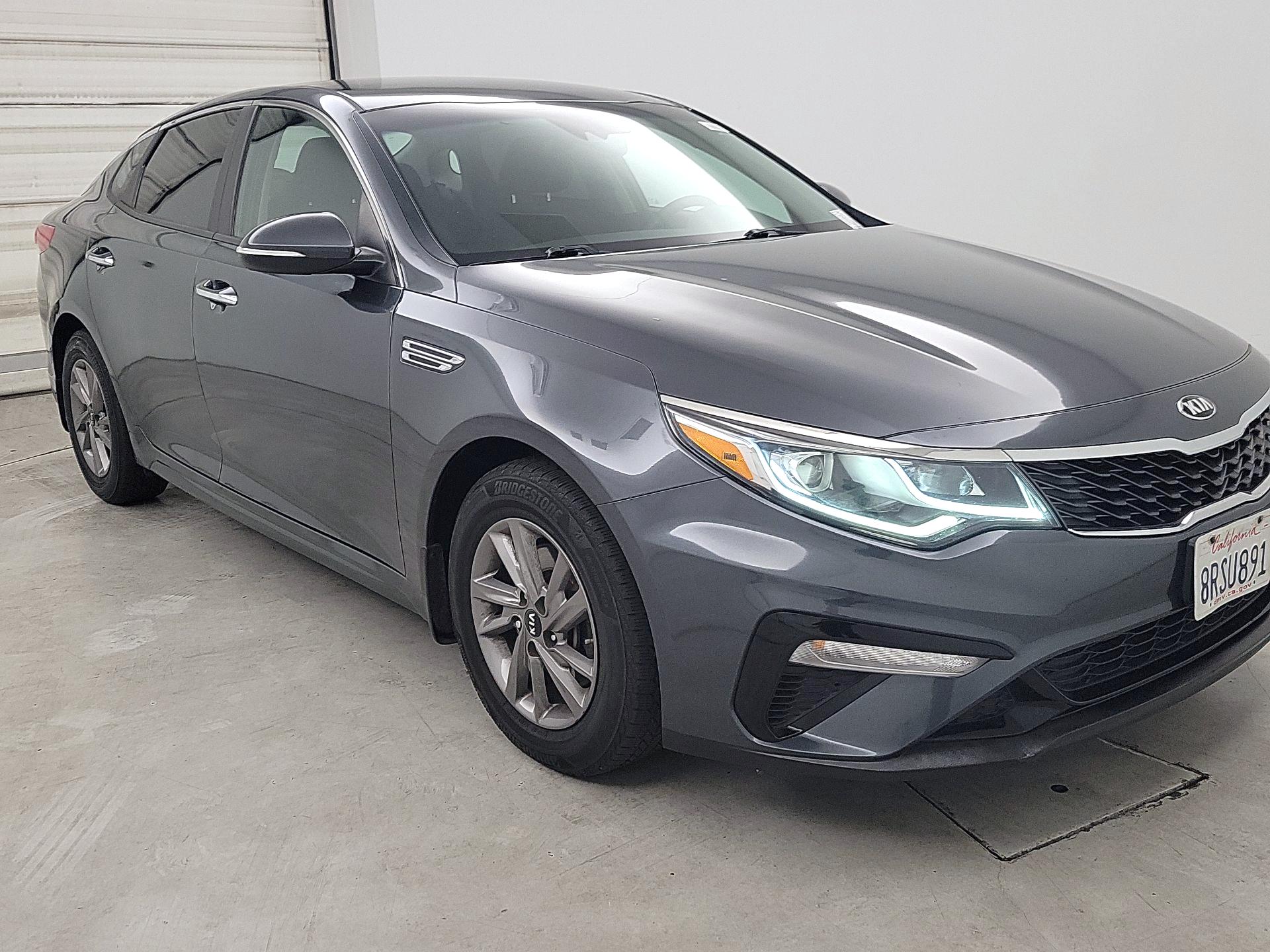 Thumbnail: 2020 Kia Optima - 1