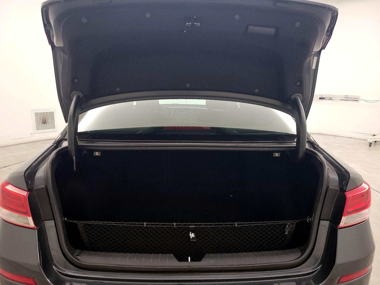 2020 Kia Optima LX - Photo 19