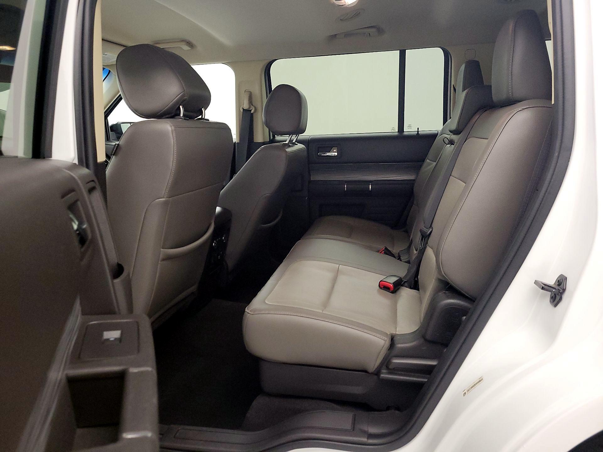Thumbnail: 2019 Ford Flex - 17