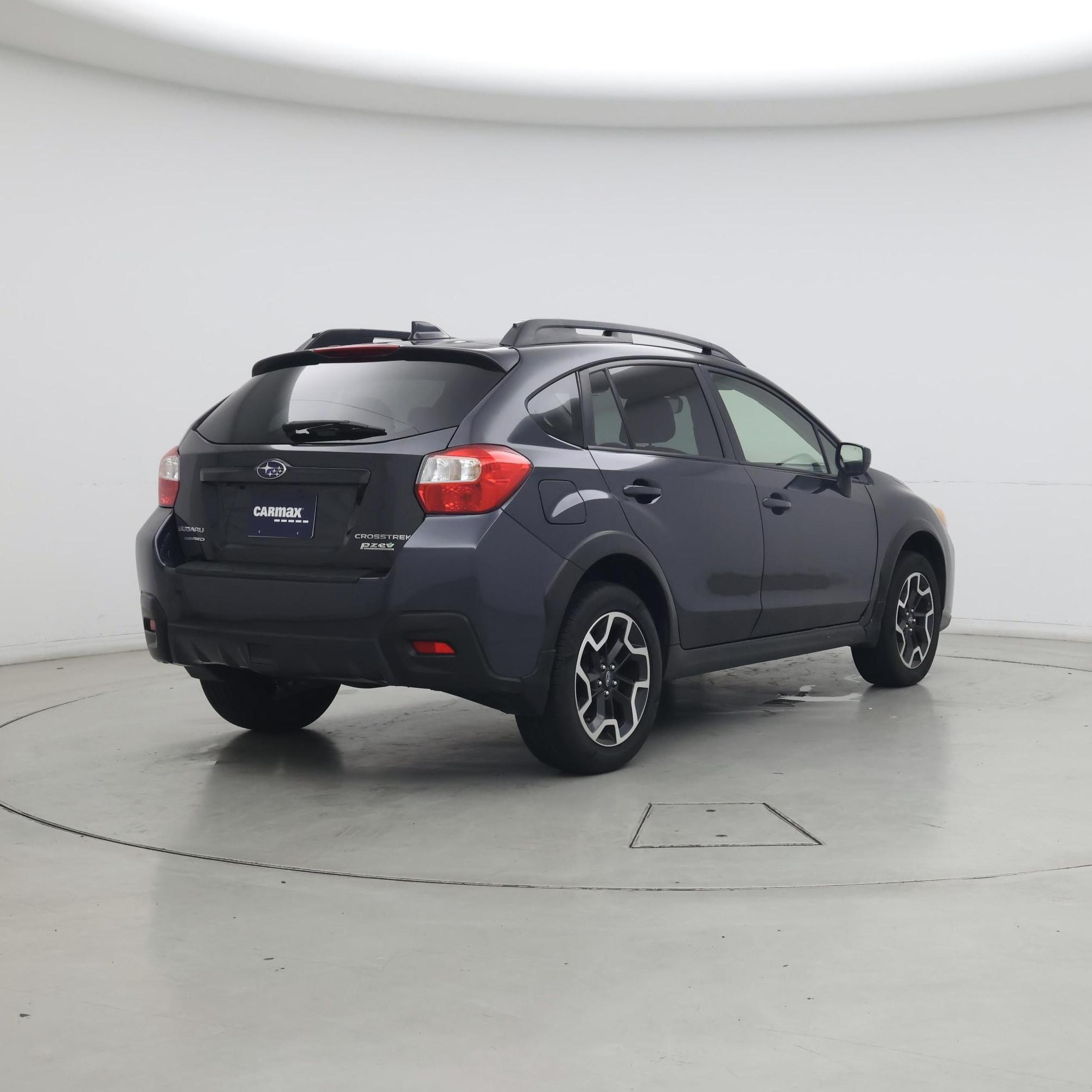 Thumbnail: 2017 Subaru Crosstrek - 8