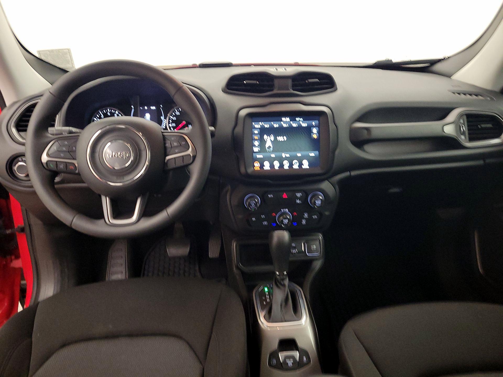 Thumbnail: 2022 Jeep Renegade - 9