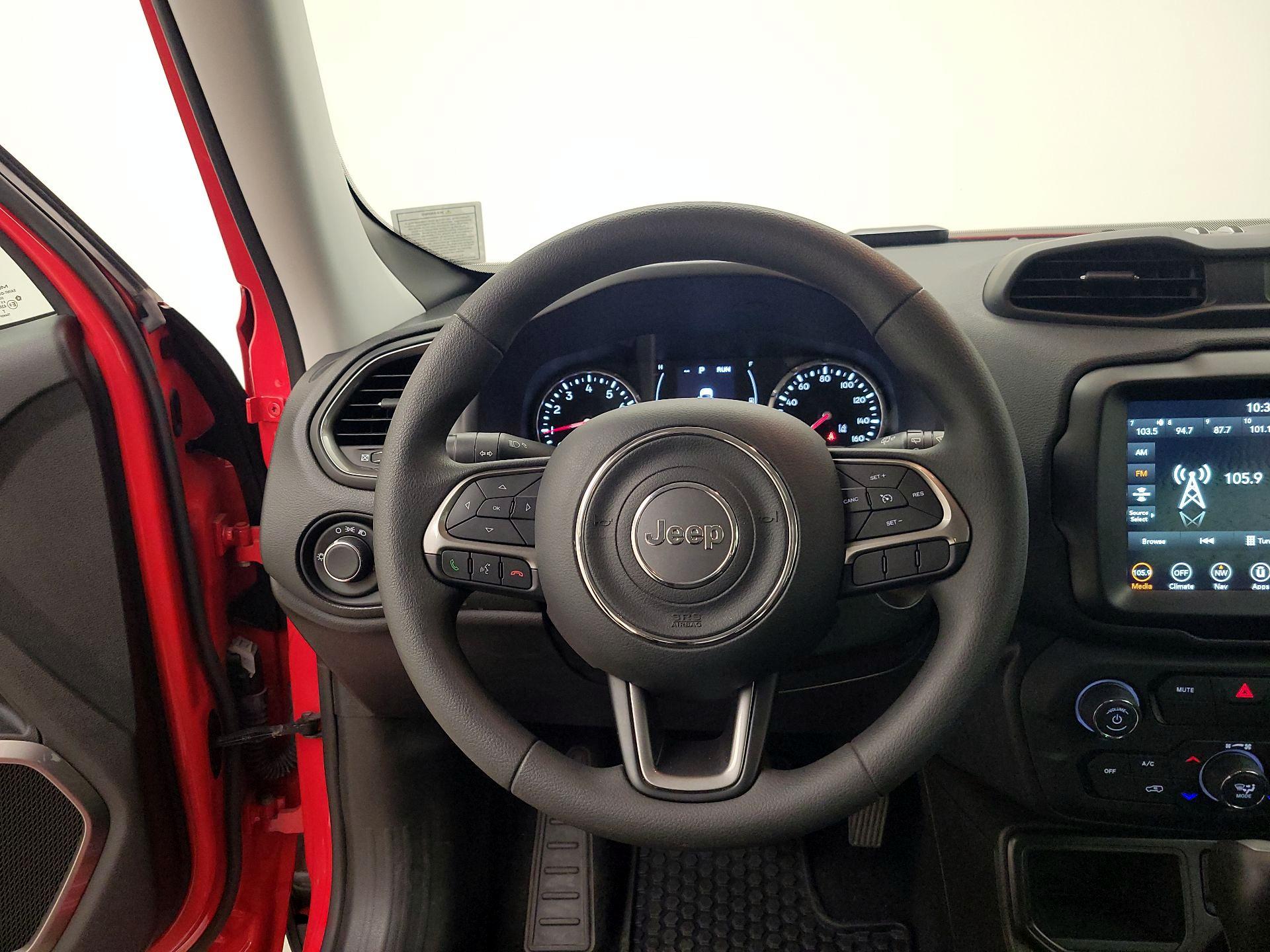 Thumbnail: 2022 Jeep Renegade - 10