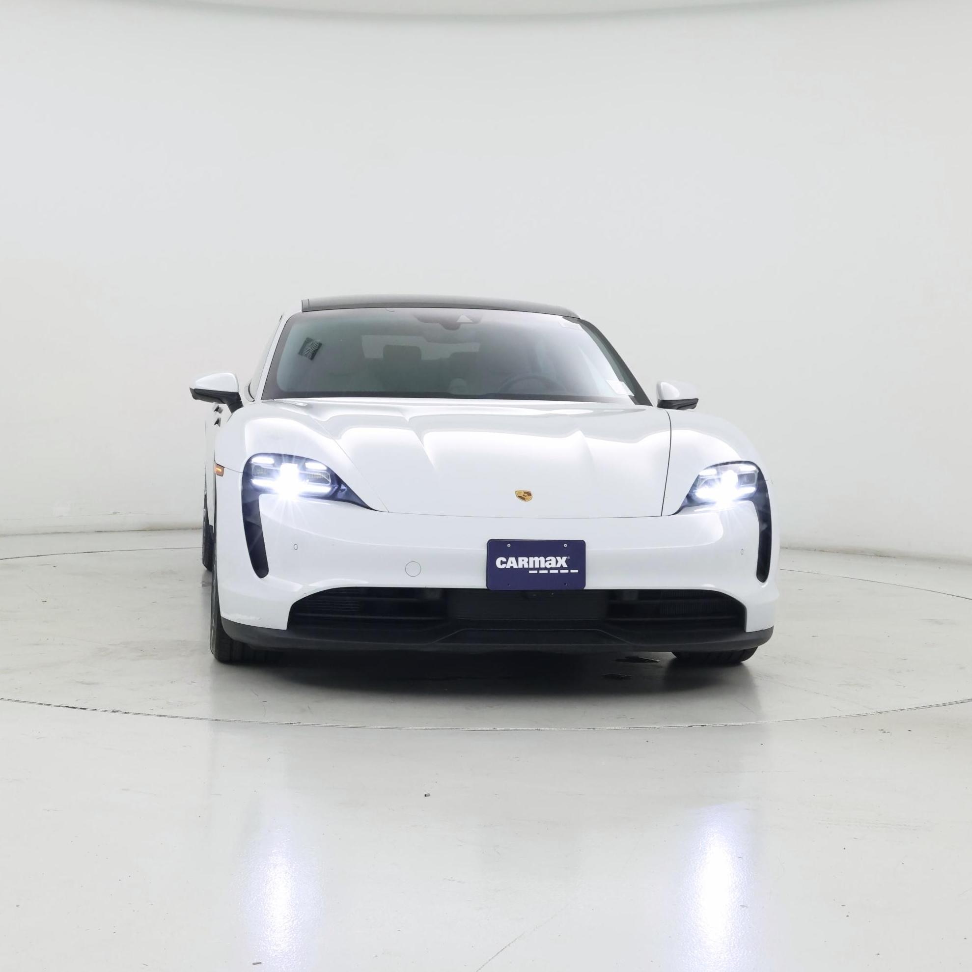 Thumbnail: 2022 Porsche Taycan - 5