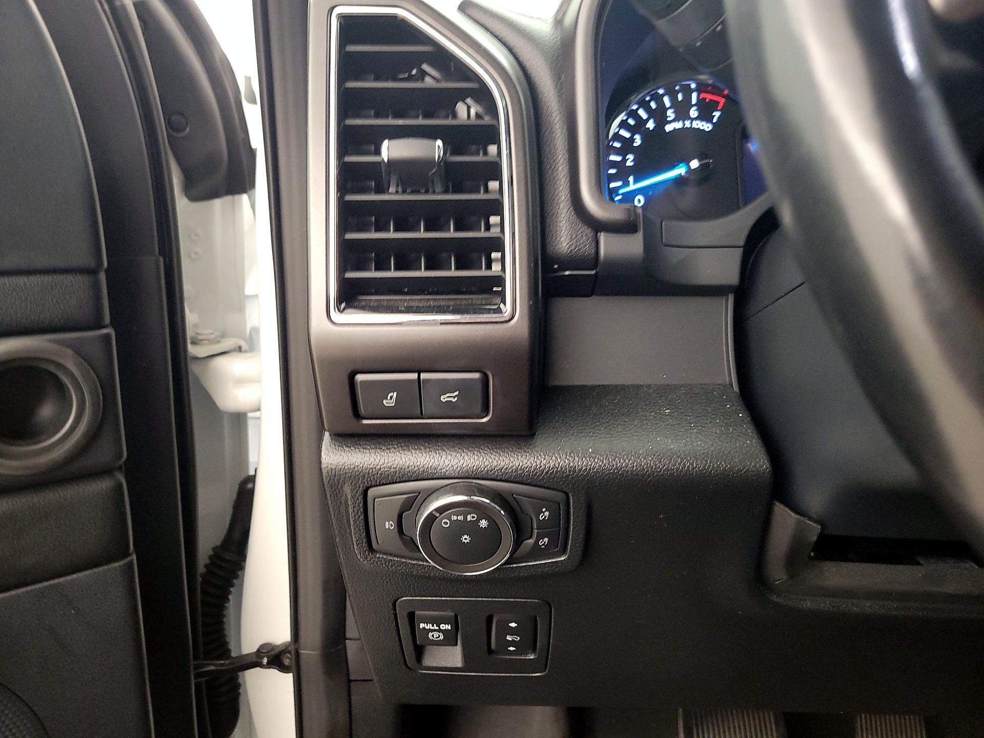 Thumbnail: 2021 Ford Expedition - 11