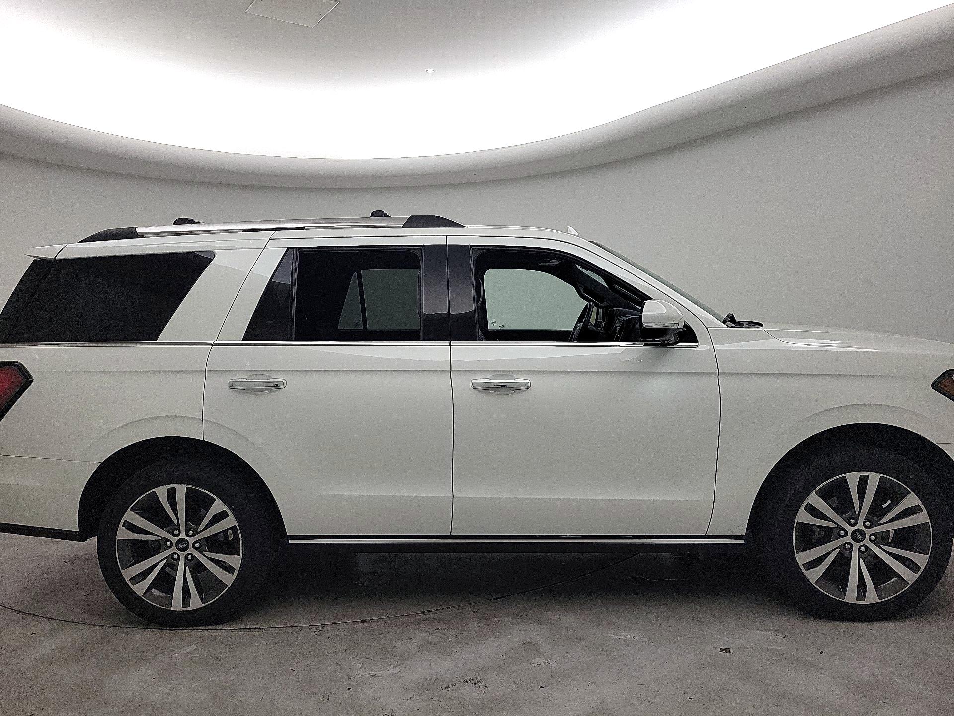 Thumbnail: 2021 Ford Expedition - 4