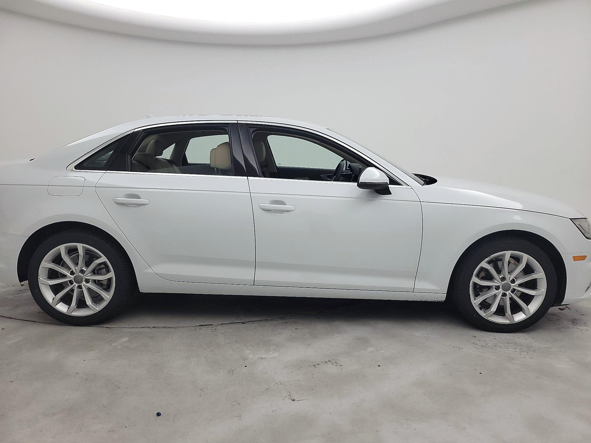 Thumbnail: 2019 Audi A4 - 4