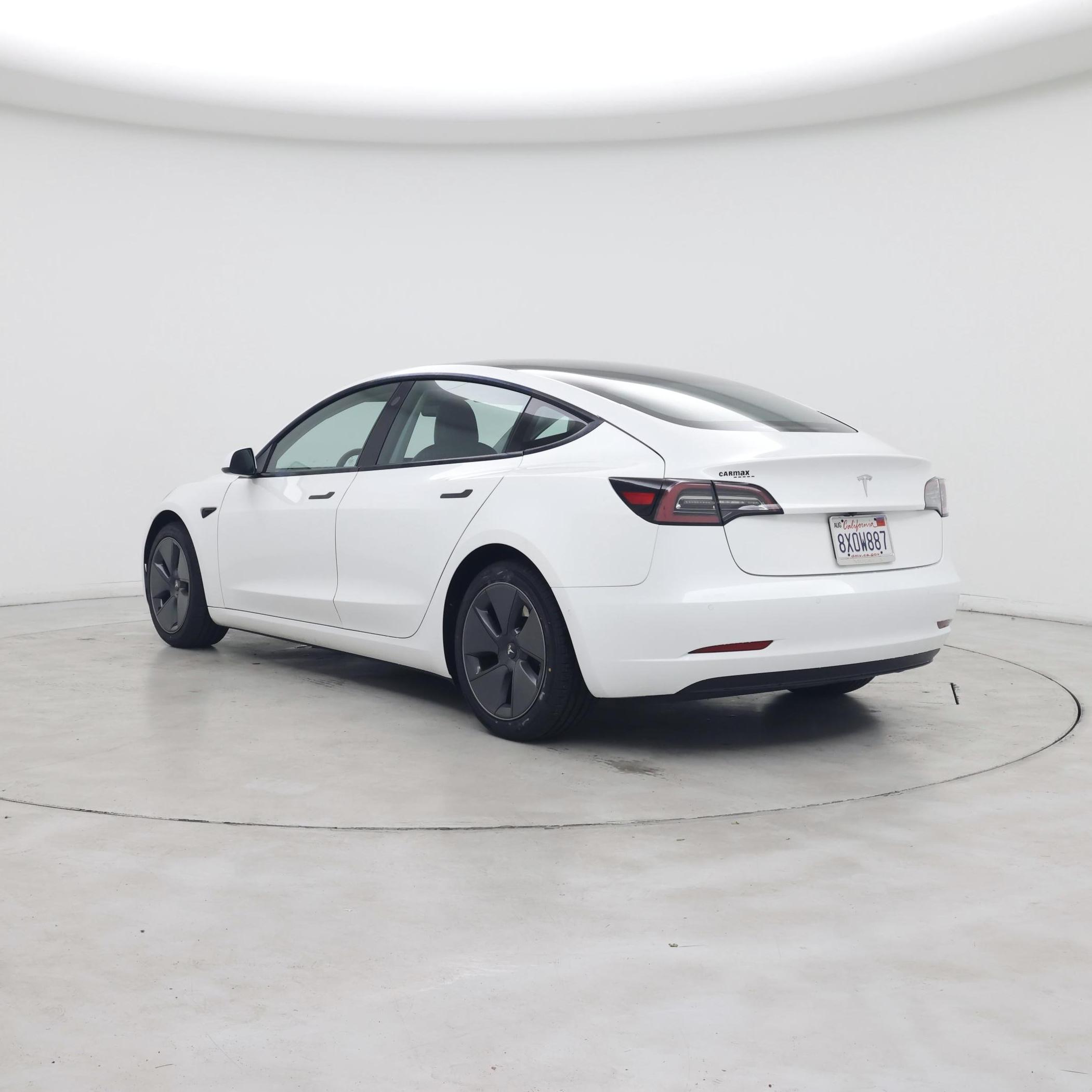 Thumbnail: 2021 Tesla Model 3 - 2