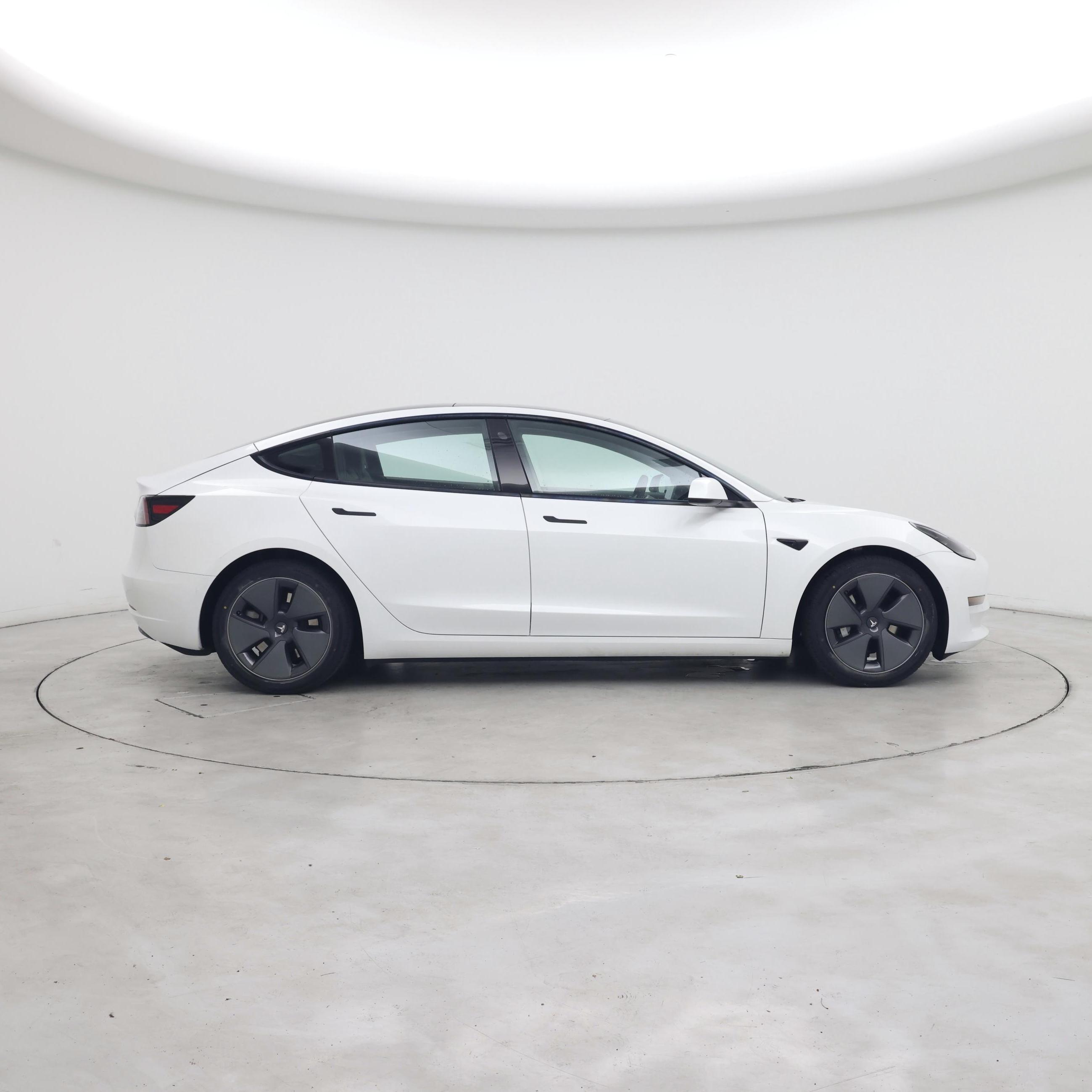 Thumbnail: 2021 Tesla Model 3 - 7