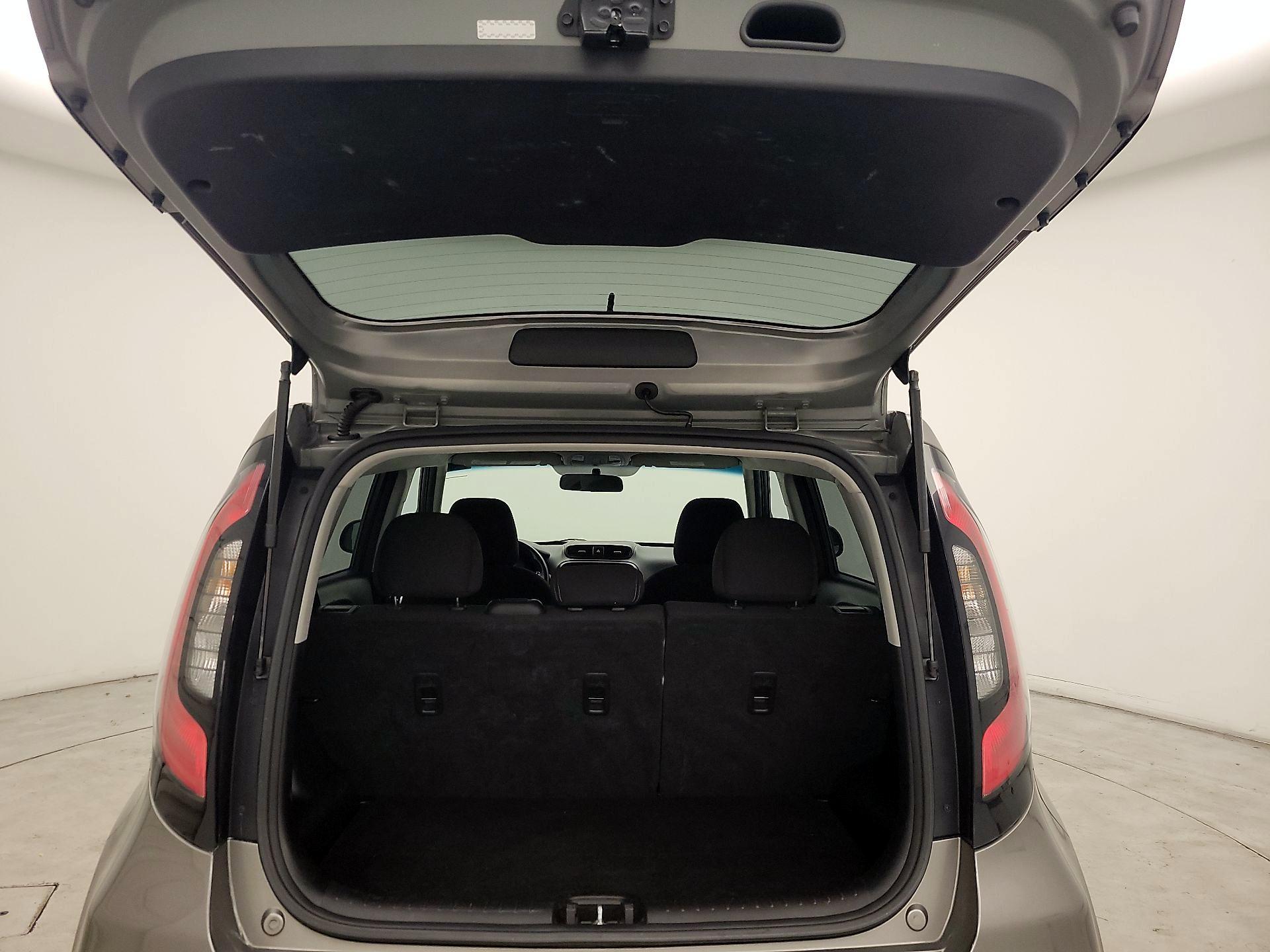Thumbnail: 2017 Kia Soul - 19