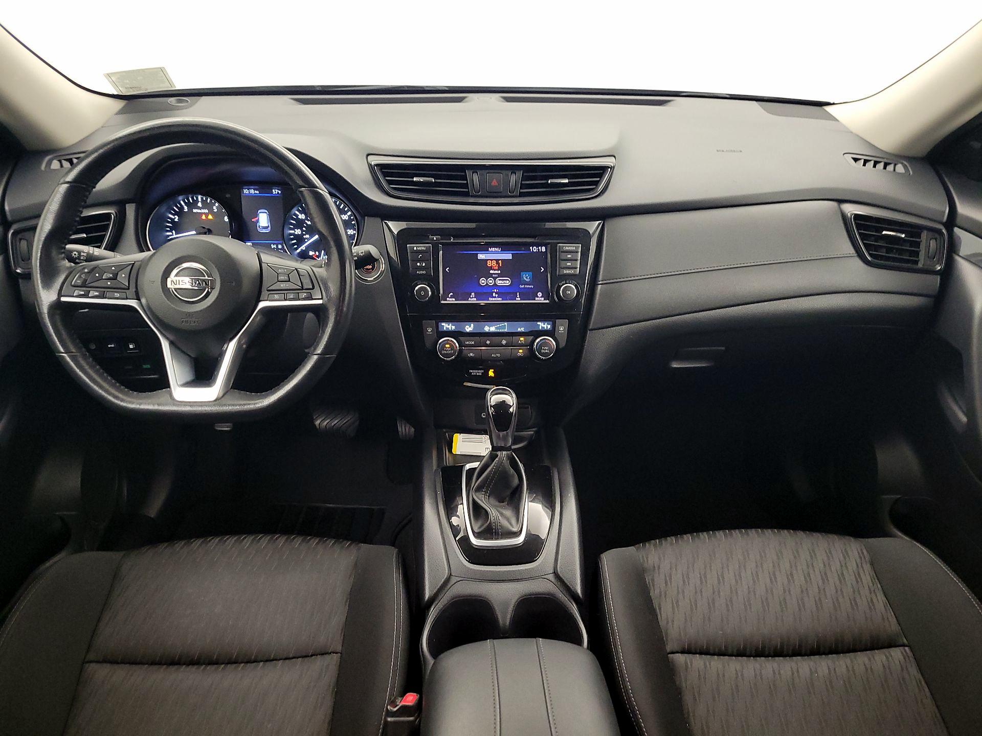 Thumbnail: 2019 Nissan Rogue - 9
