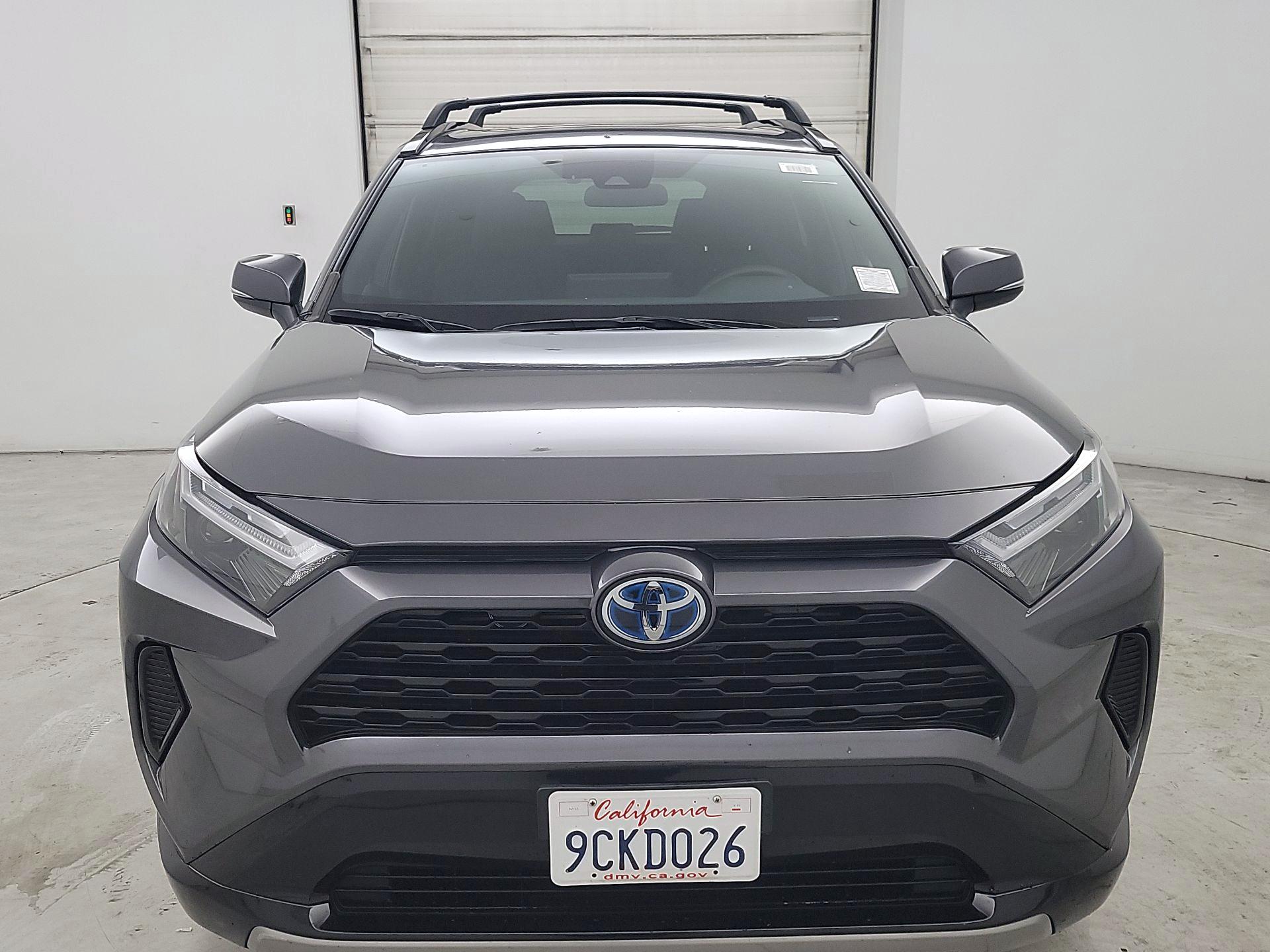 Thumbnail: 2022 Toyota RAV4 - 2