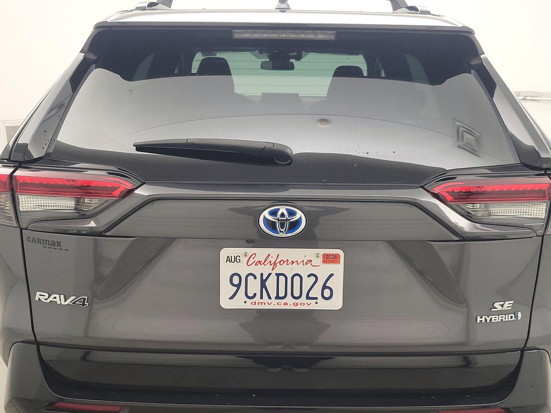 Thumbnail: 2022 Toyota RAV4 - 6