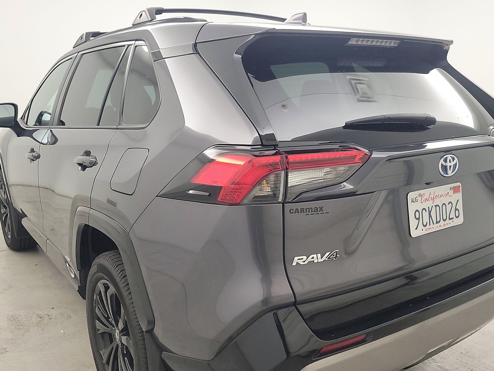 Thumbnail: 2022 Toyota RAV4 - 7