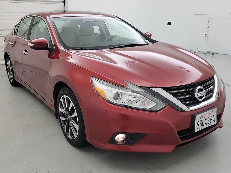 2016 Nissan Altima SV