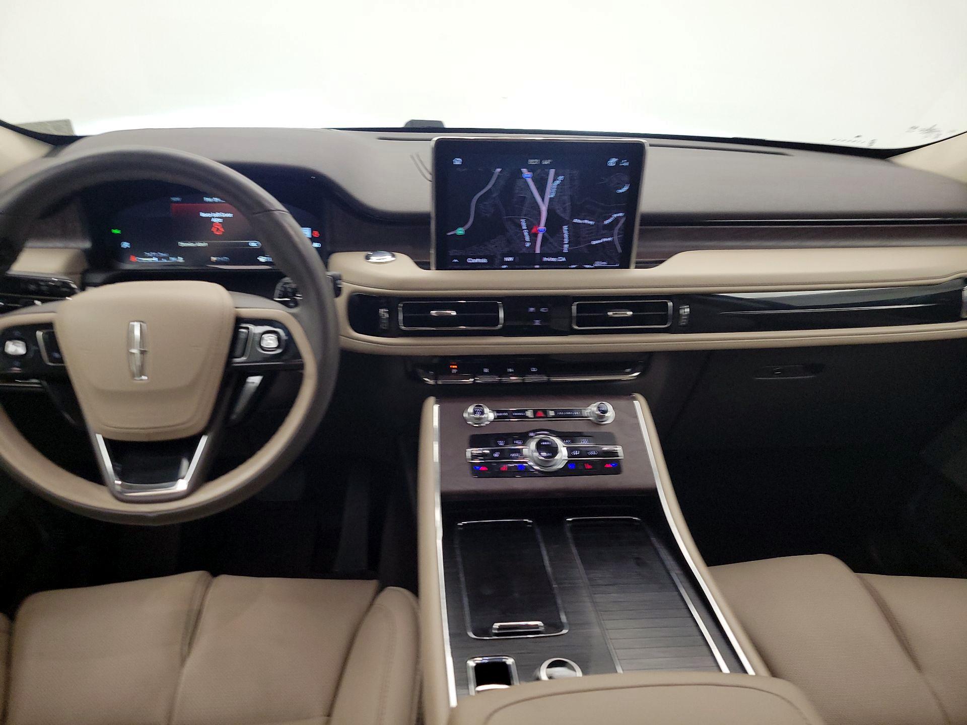 Thumbnail: 2023 Lincoln Aviator - 9