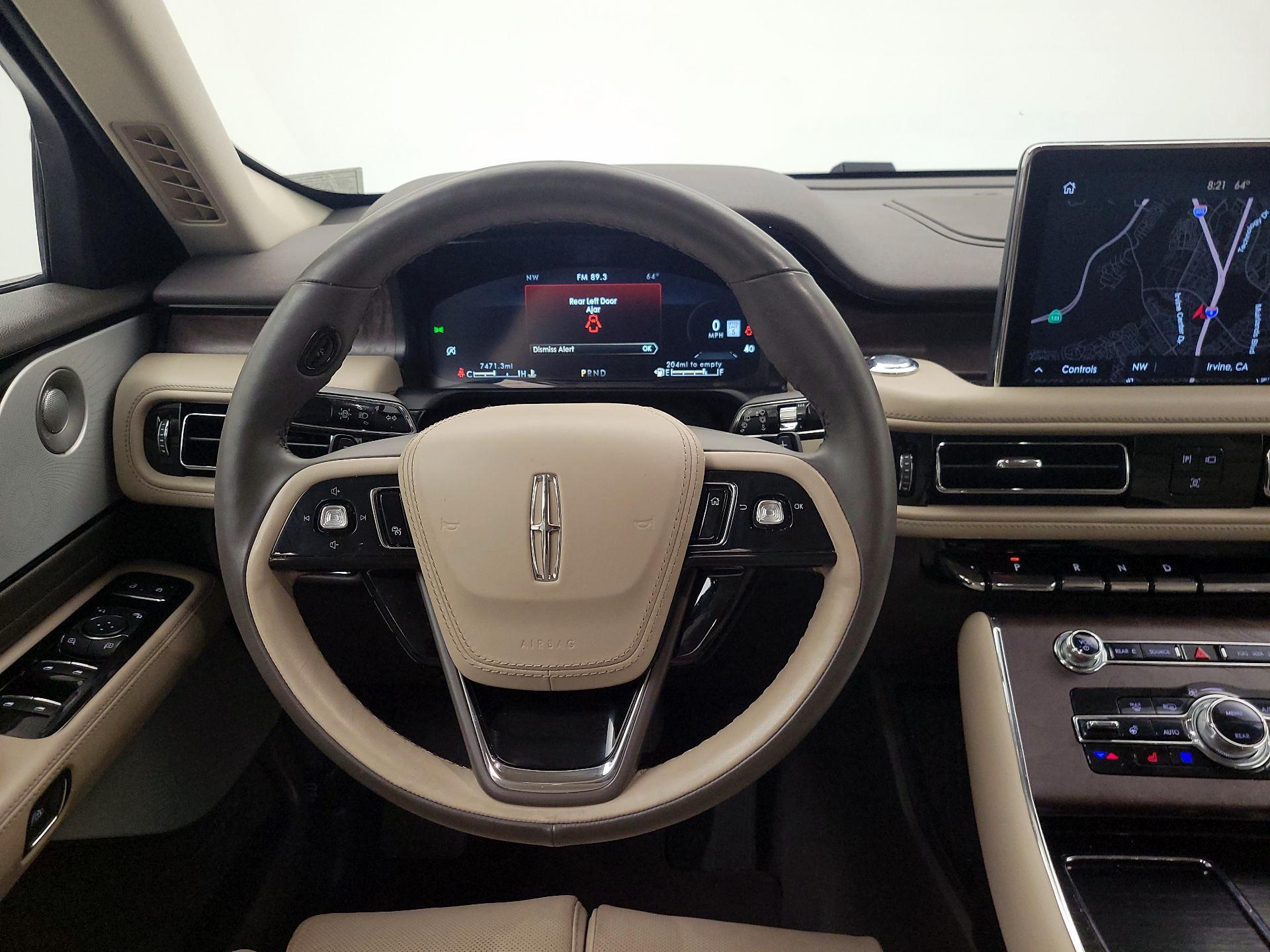 Thumbnail: 2023 Lincoln Aviator - 10