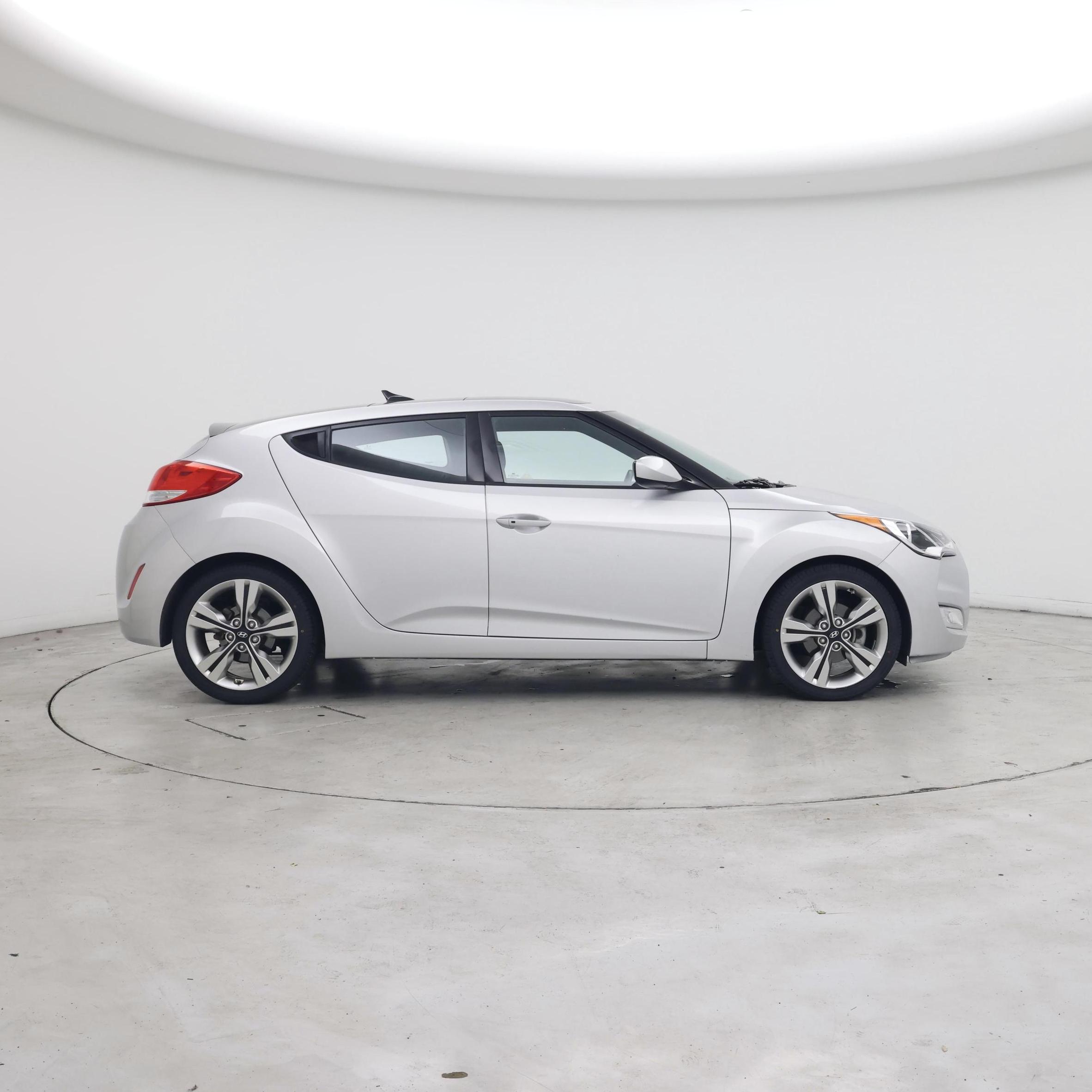 Thumbnail: 2017 Hyundai Veloster - 7