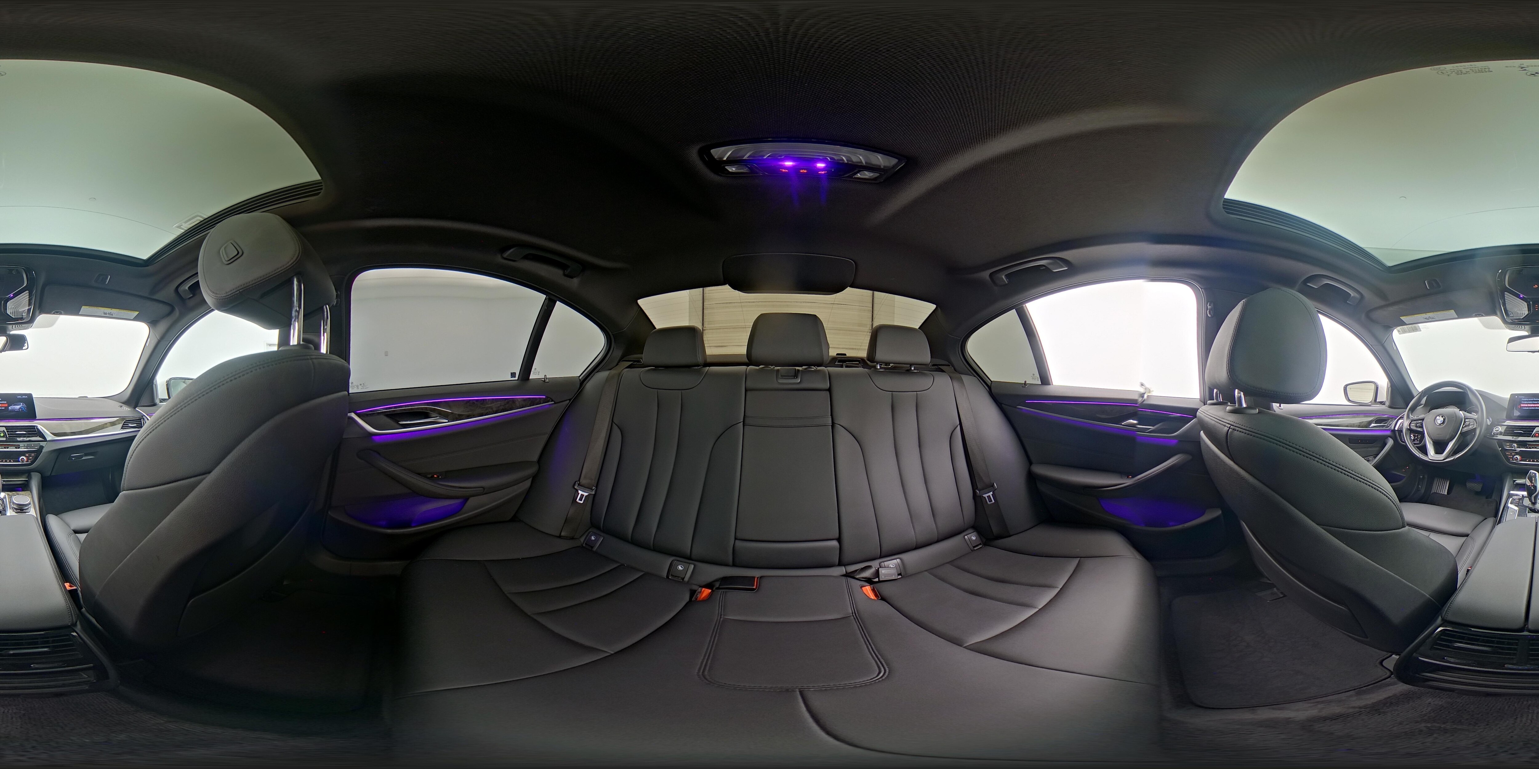 2019 BMW 5 Series 530e - Photo 26