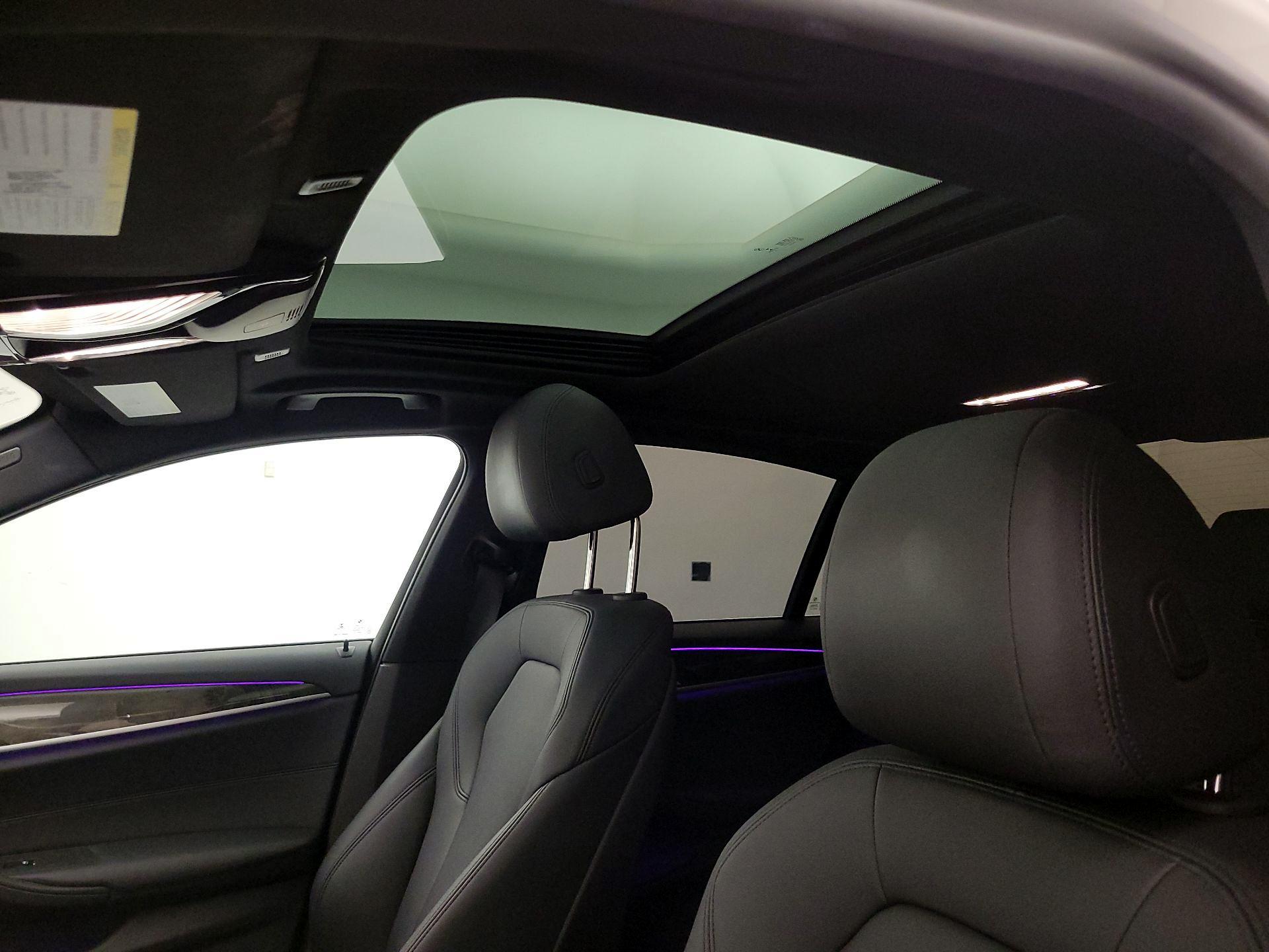 Thumbnail: 2019 BMW 5 Series - 19