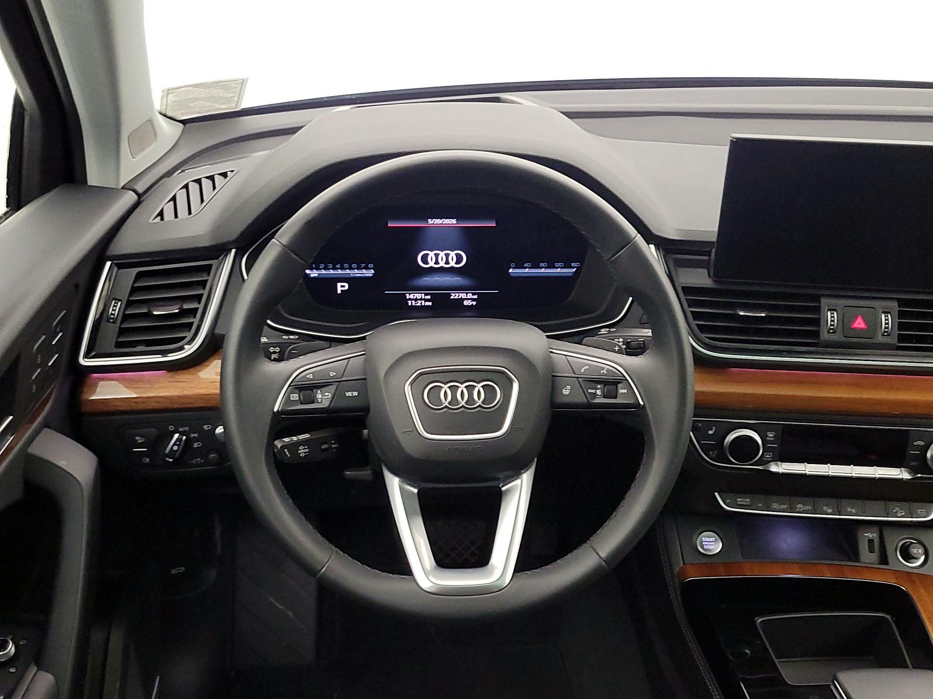 Thumbnail: 2022 Audi Q5 - 10