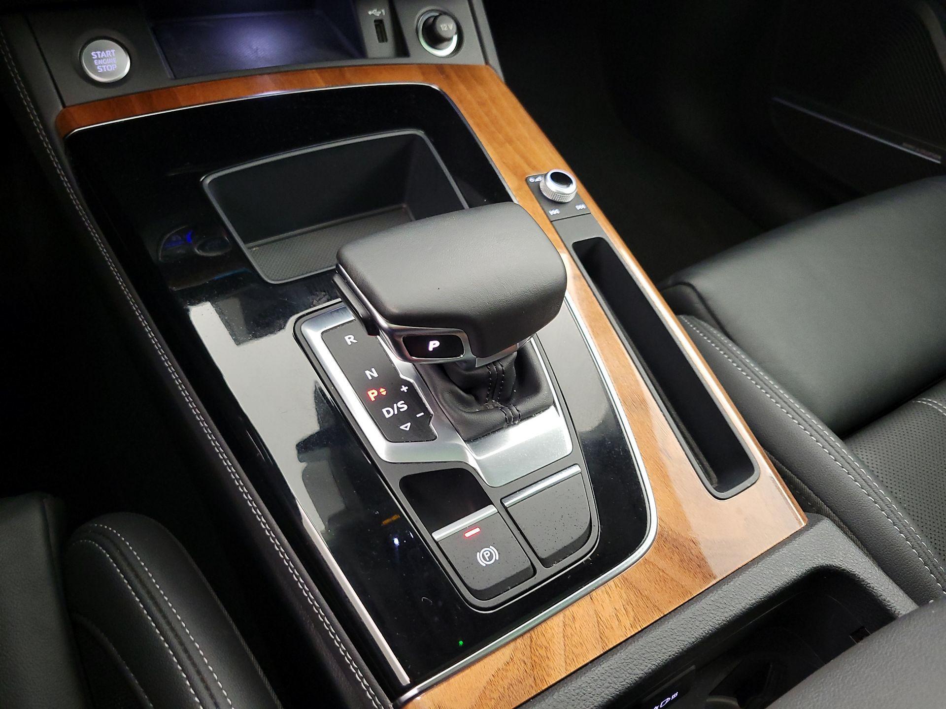 Thumbnail: 2022 Audi Q5 - 17