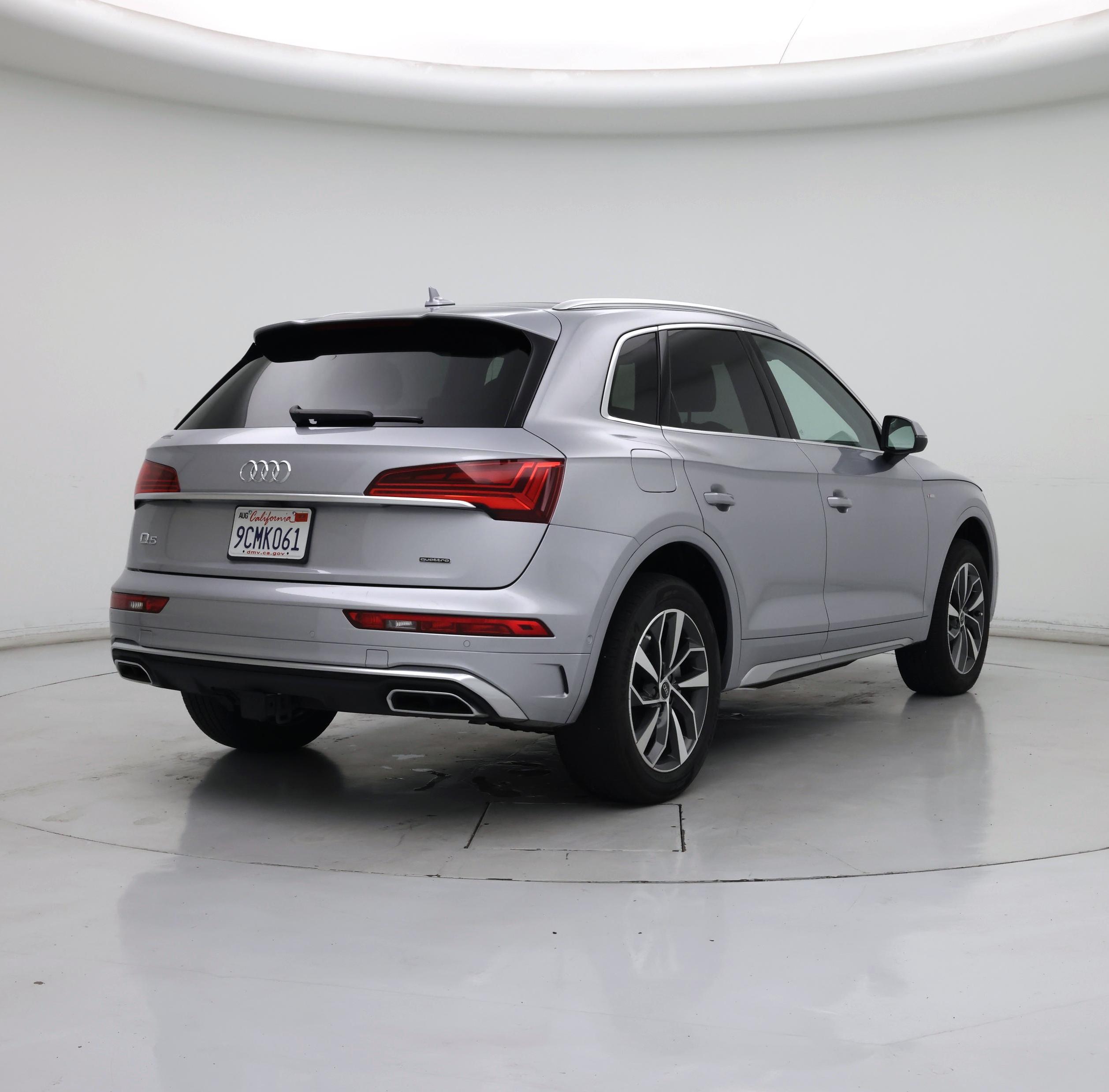 Thumbnail: 2022 Audi Q5 - 8
