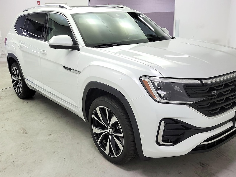2024 Volkswagen Atlas SEL Premium R-Line