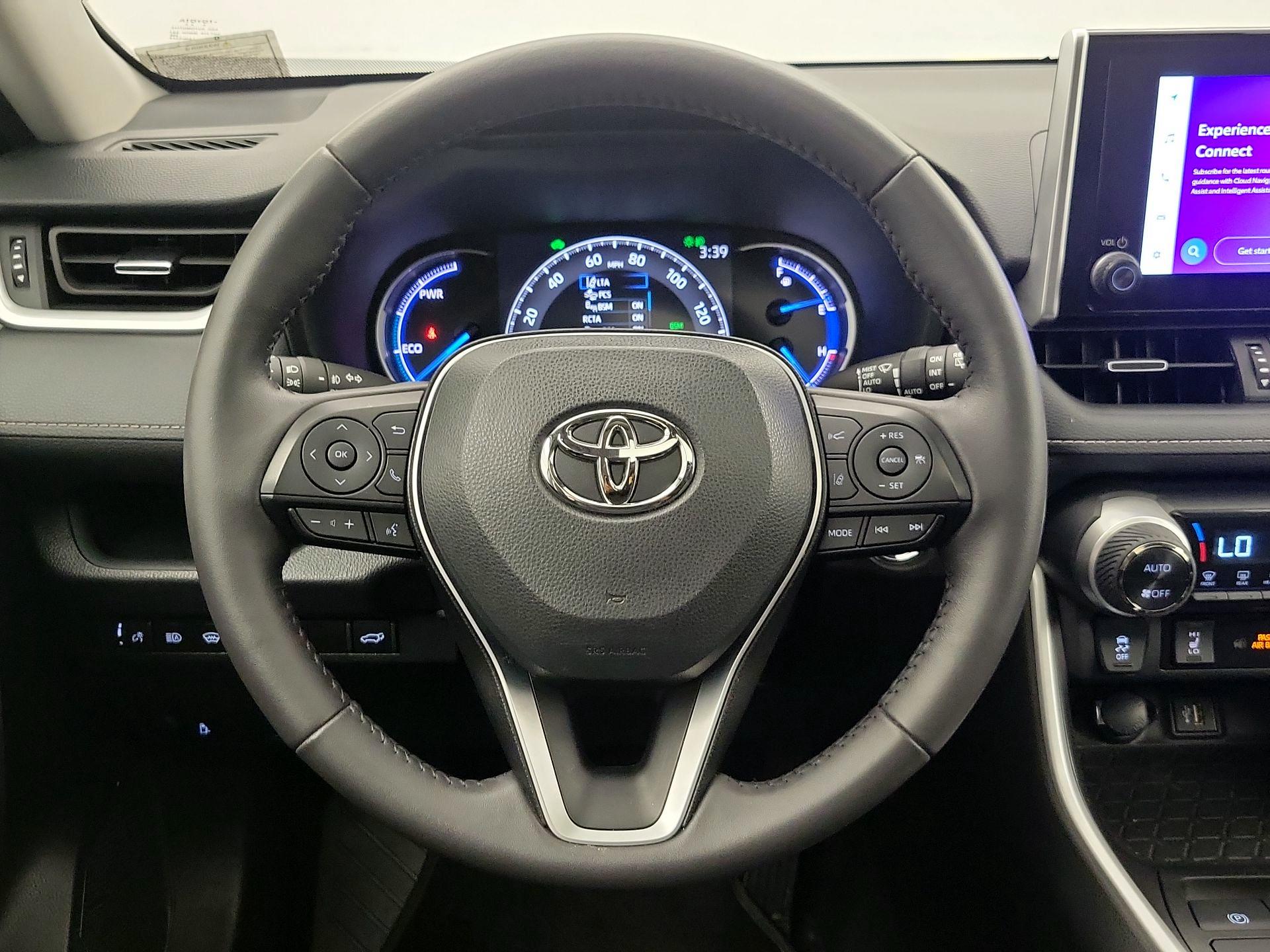 Thumbnail: 2024 Toyota RAV4 - 10