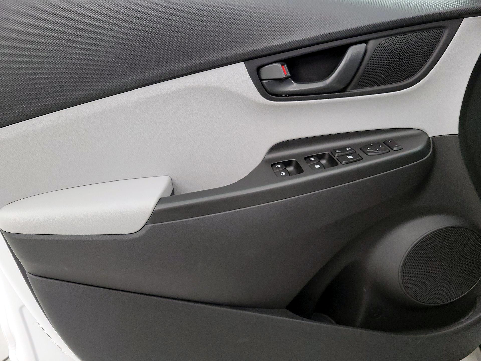 Thumbnail: 2023 Hyundai Kona - 12