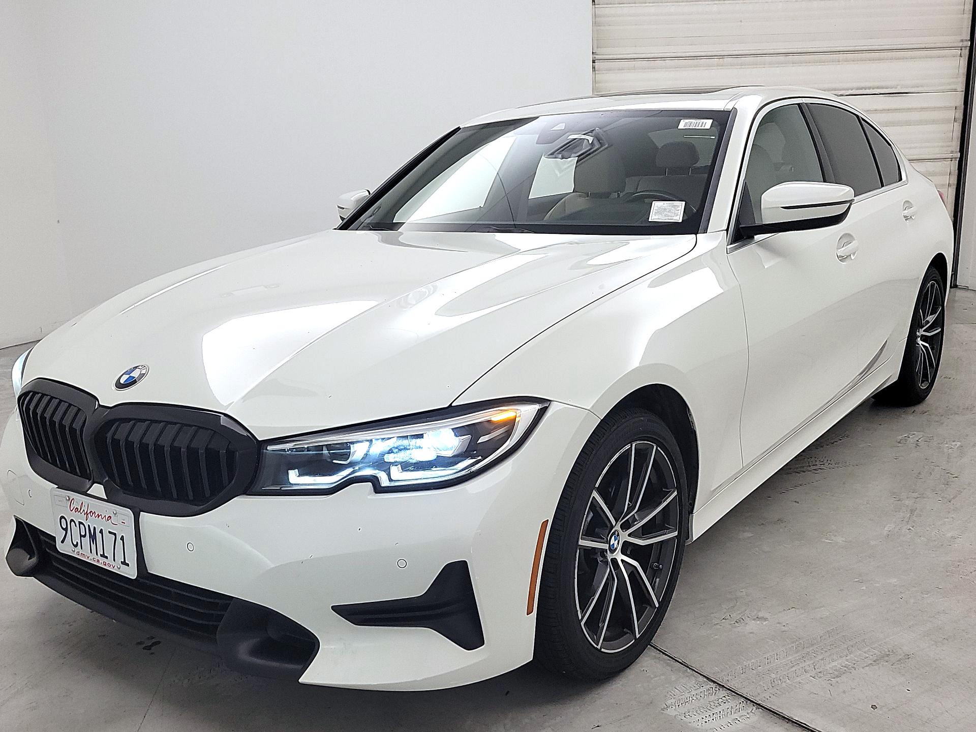 Thumbnail: 2019 BMW 3 Series - 3