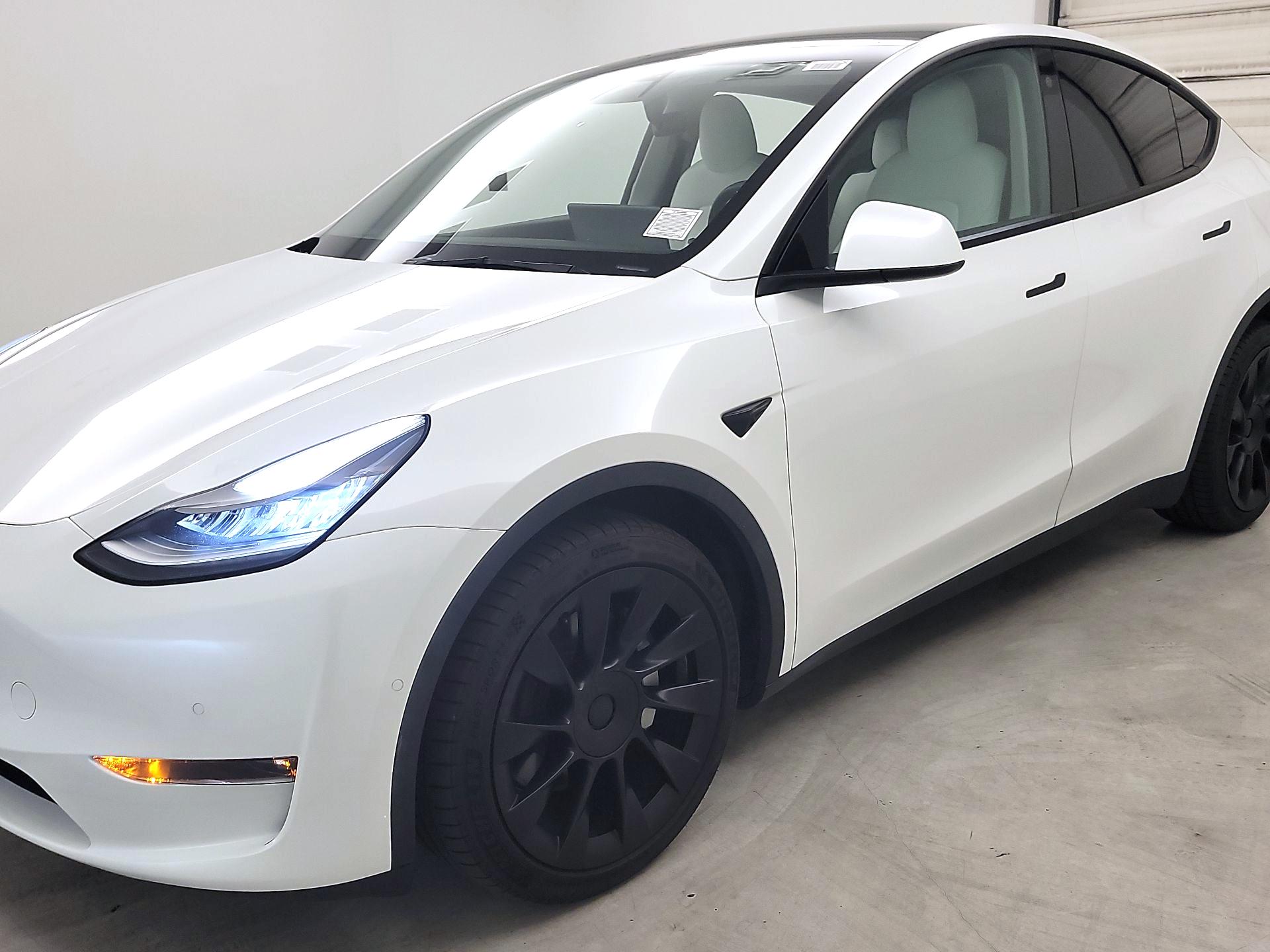 Thumbnail: 2021 Tesla Model Y - 3