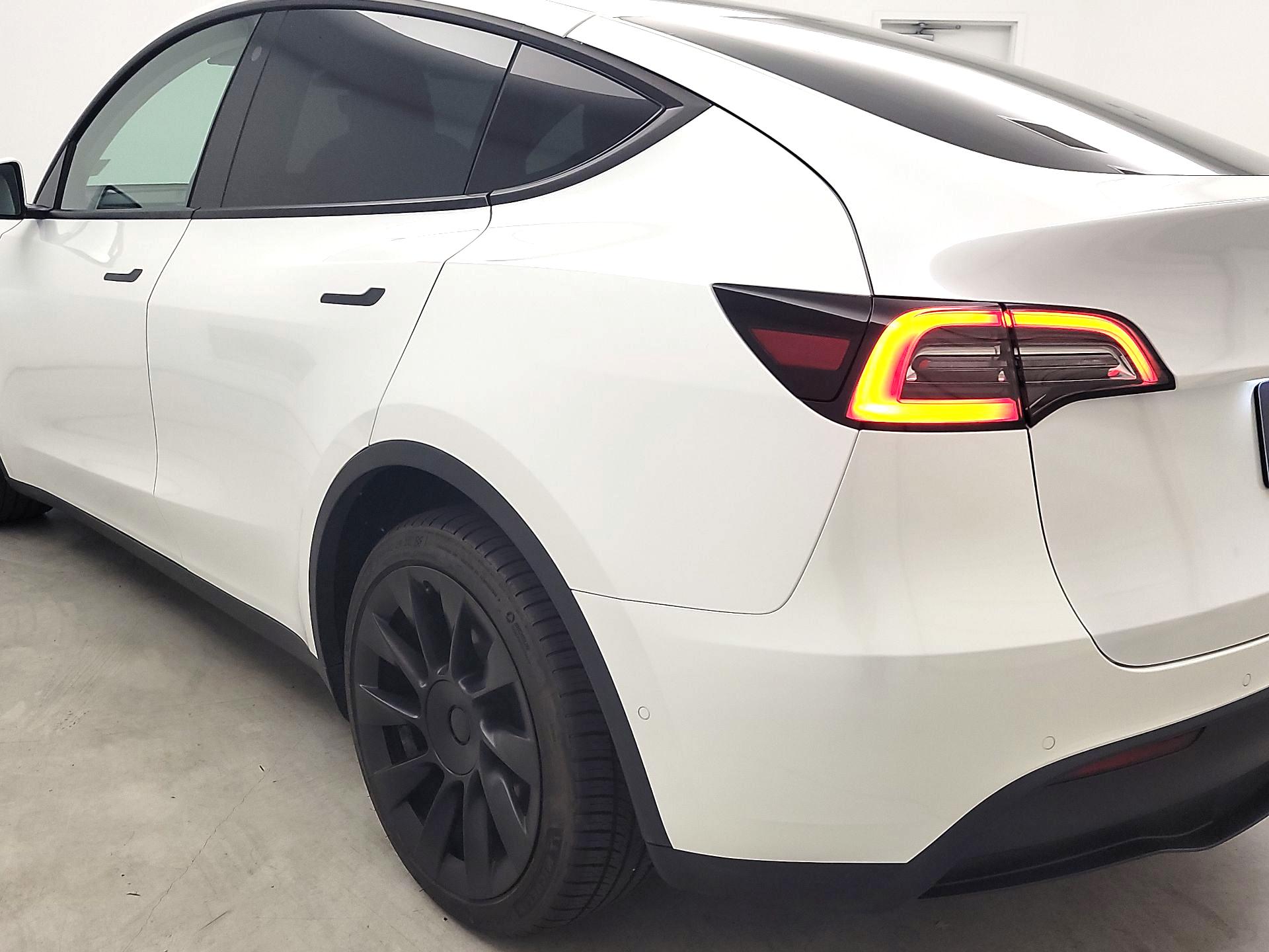 Thumbnail: 2021 Tesla Model Y - 7