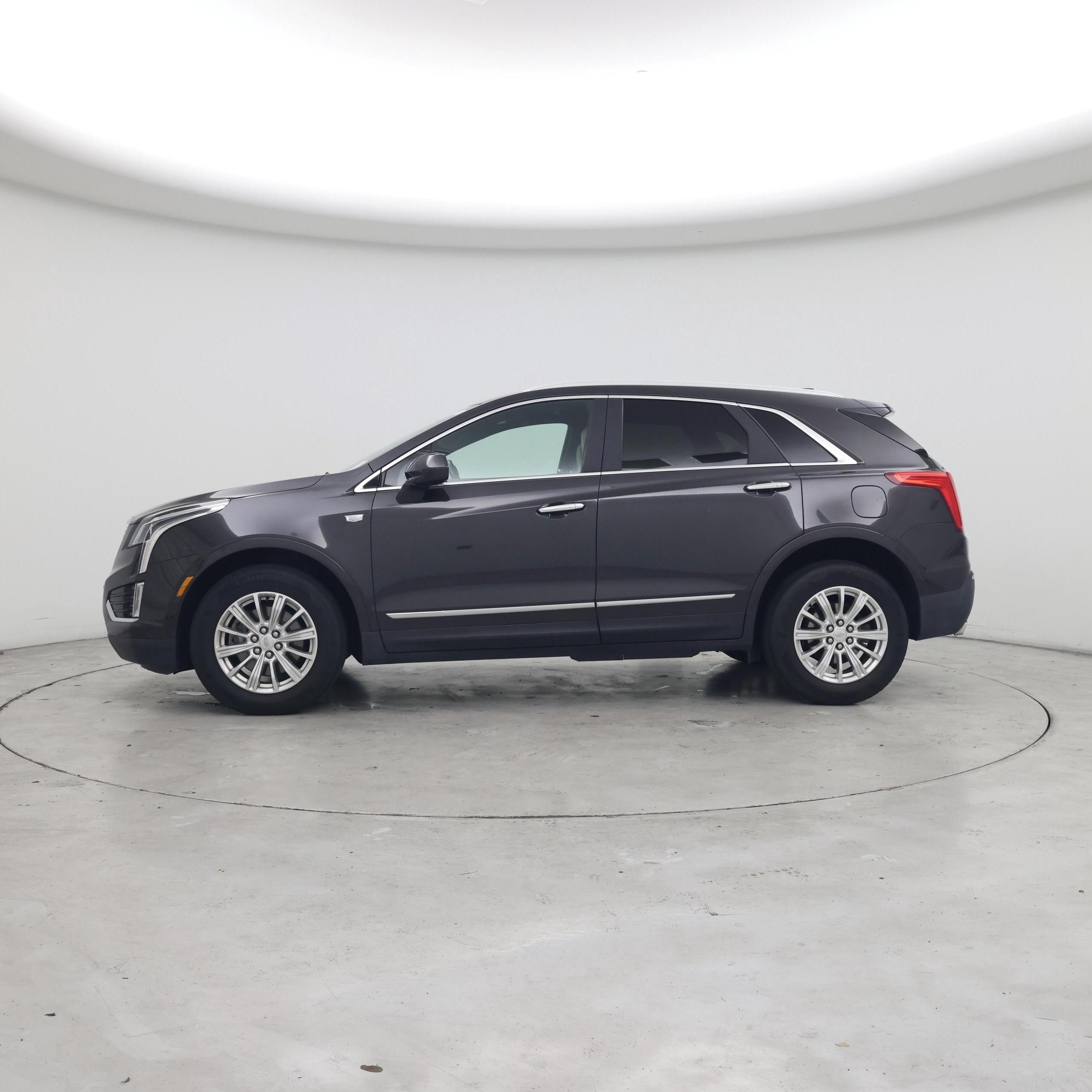 Thumbnail: 2019 Cadillac XT5 - 3