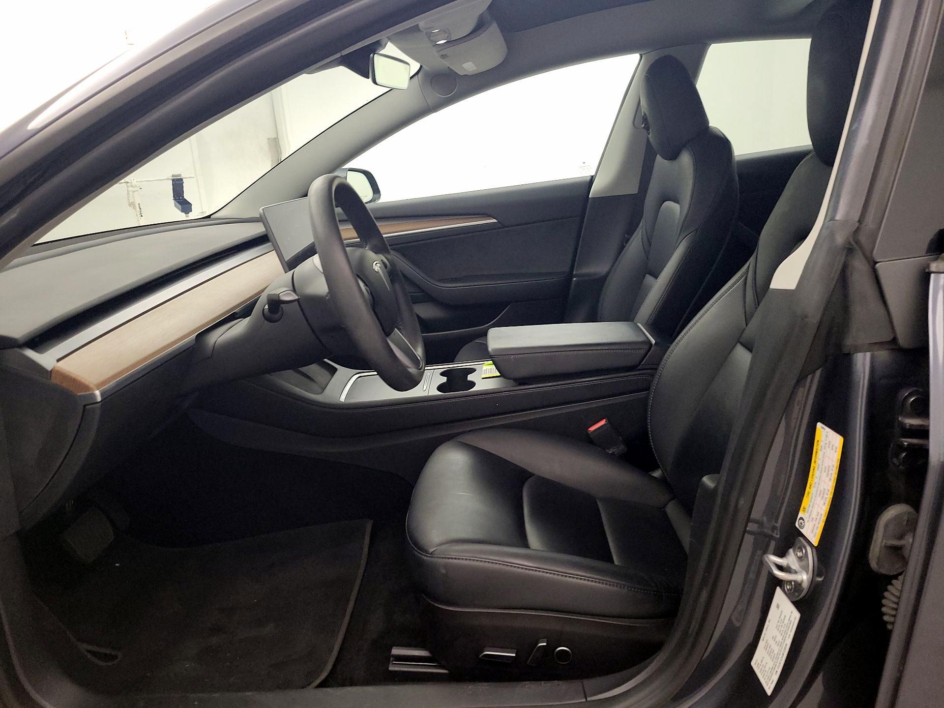 Thumbnail: 2022 Tesla Model 3 - 9