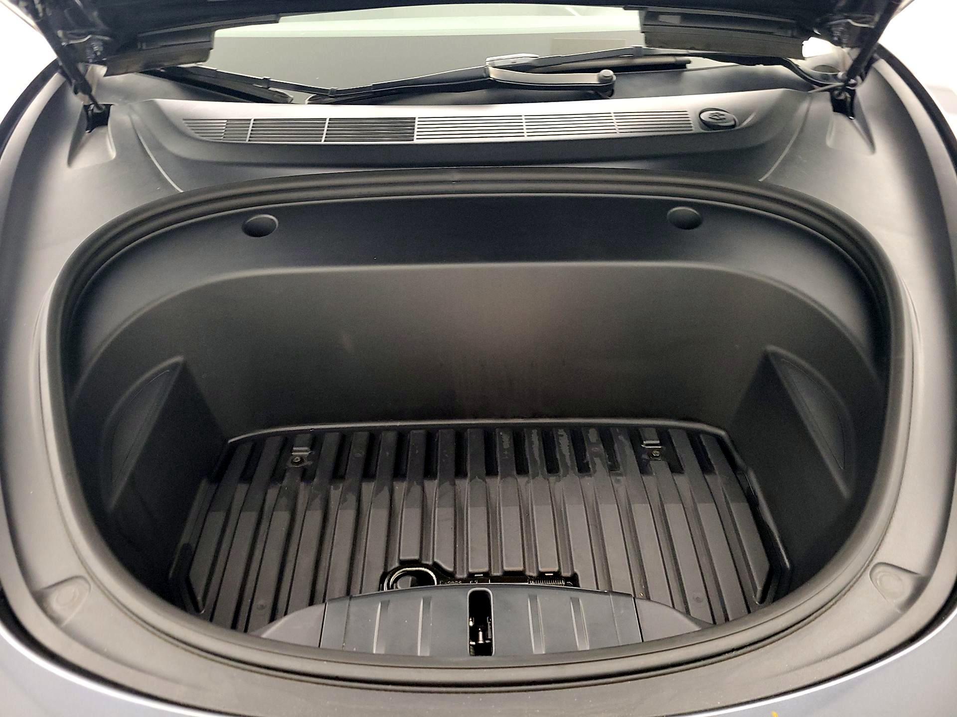 Thumbnail: 2022 Tesla Model 3 - 18