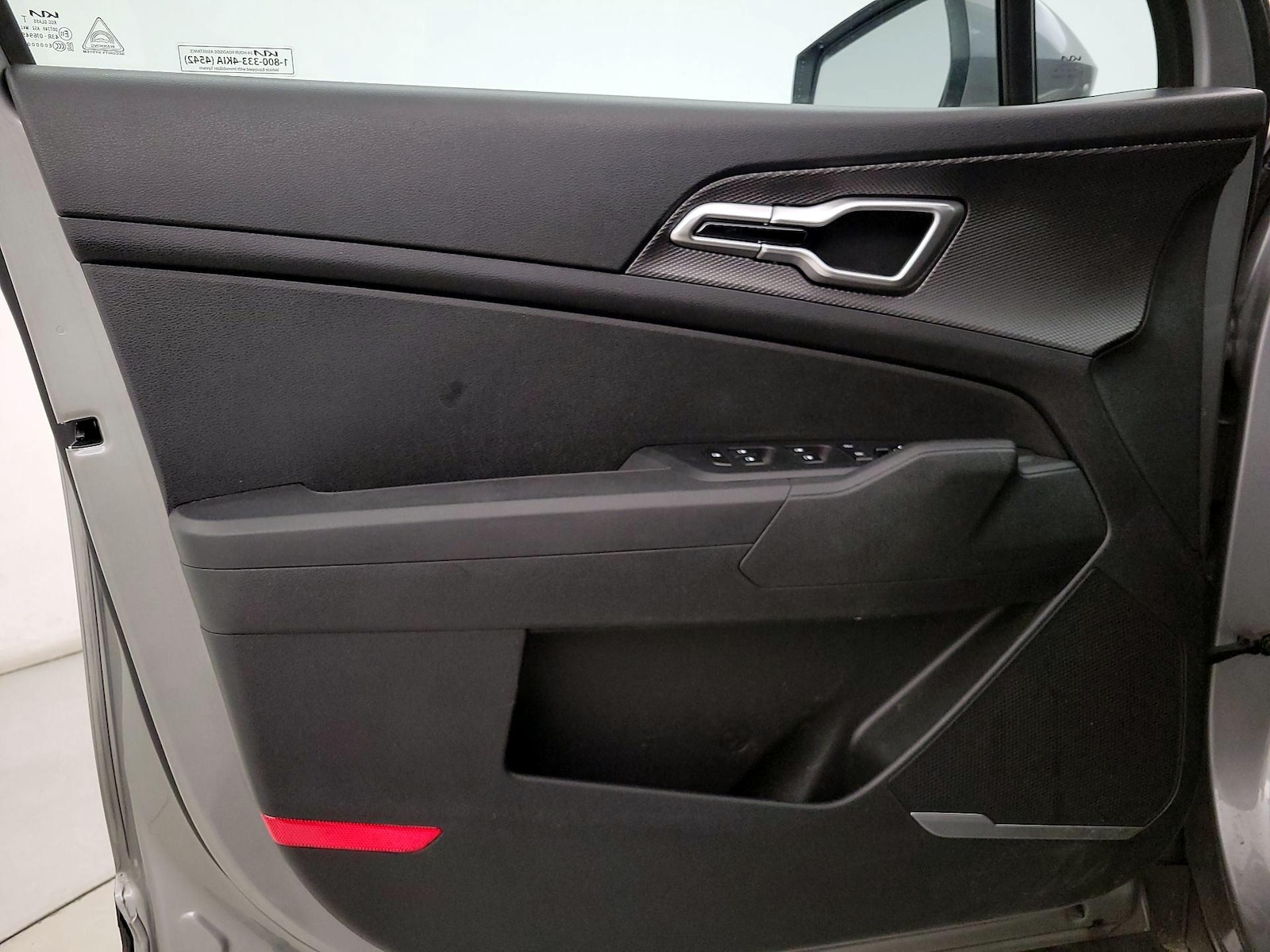 2023 Kia Sportage LX - Photo 13